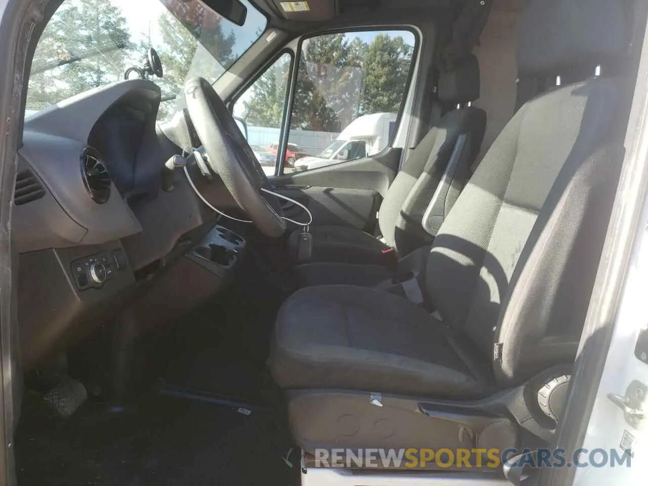 7 Photograph of a damaged car W1W4ECHY8LT037500 MERCEDES-BENZ SPRINTER 2020