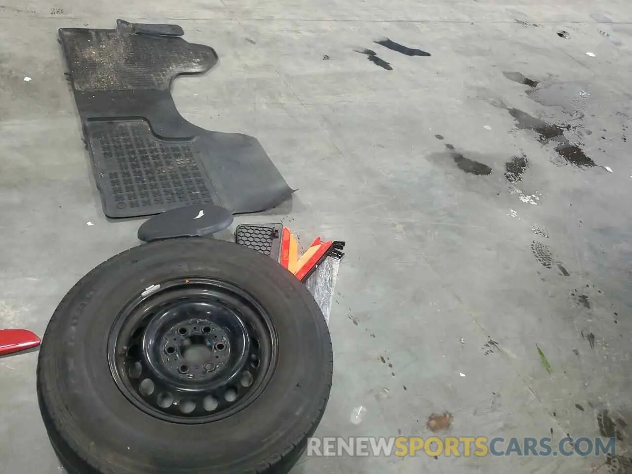 13 Photograph of a damaged car W1W4EDHY8LT038877 MERCEDES-BENZ SPRINTER 2020