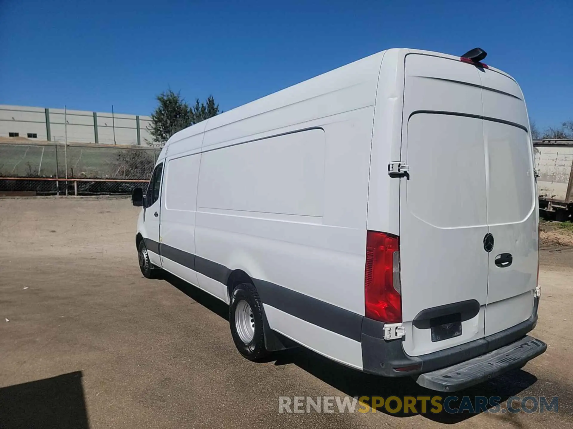 9 Photograph of a damaged car W1W9ED3YXLP234552 MERCEDES-BENZ SPRINTER 2020