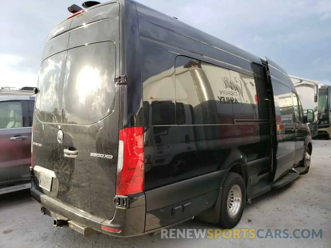 4 Photograph of a damaged car W1X8ED3Y3LT027659 MERCEDES-BENZ SPRINTER 2020