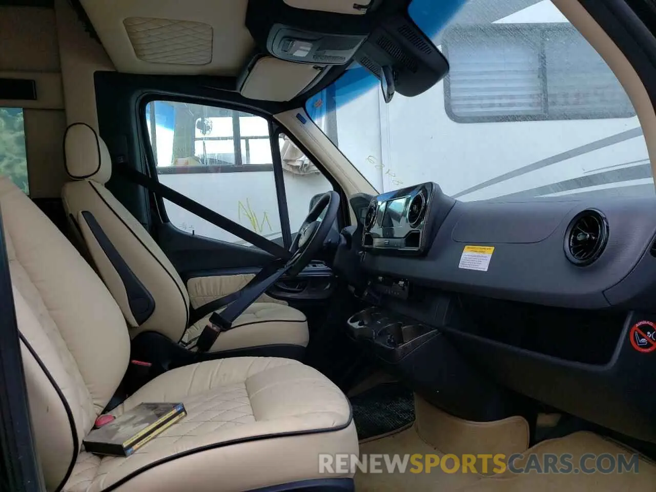 5 Photograph of a damaged car W1X8ED3Y3LT027659 MERCEDES-BENZ SPRINTER 2020