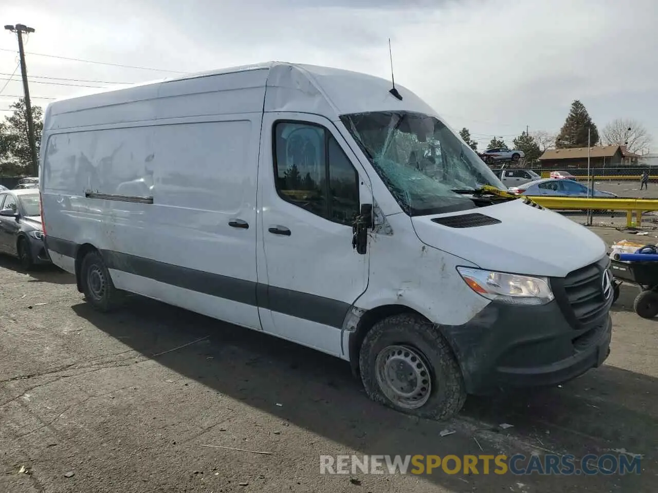 4 Photograph of a damaged car W1W40CHY1MT055630 MERCEDES-BENZ SPRINTER 2021