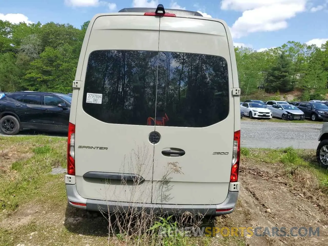 6 Photograph of a damaged car W1Z40FHY4MT063905 MERCEDES-BENZ SPRINTER 2021