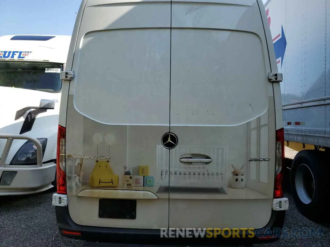6 Photograph of a damaged car W1Y4DBHY6NP437023 MERCEDES-BENZ SPRINTER 2022