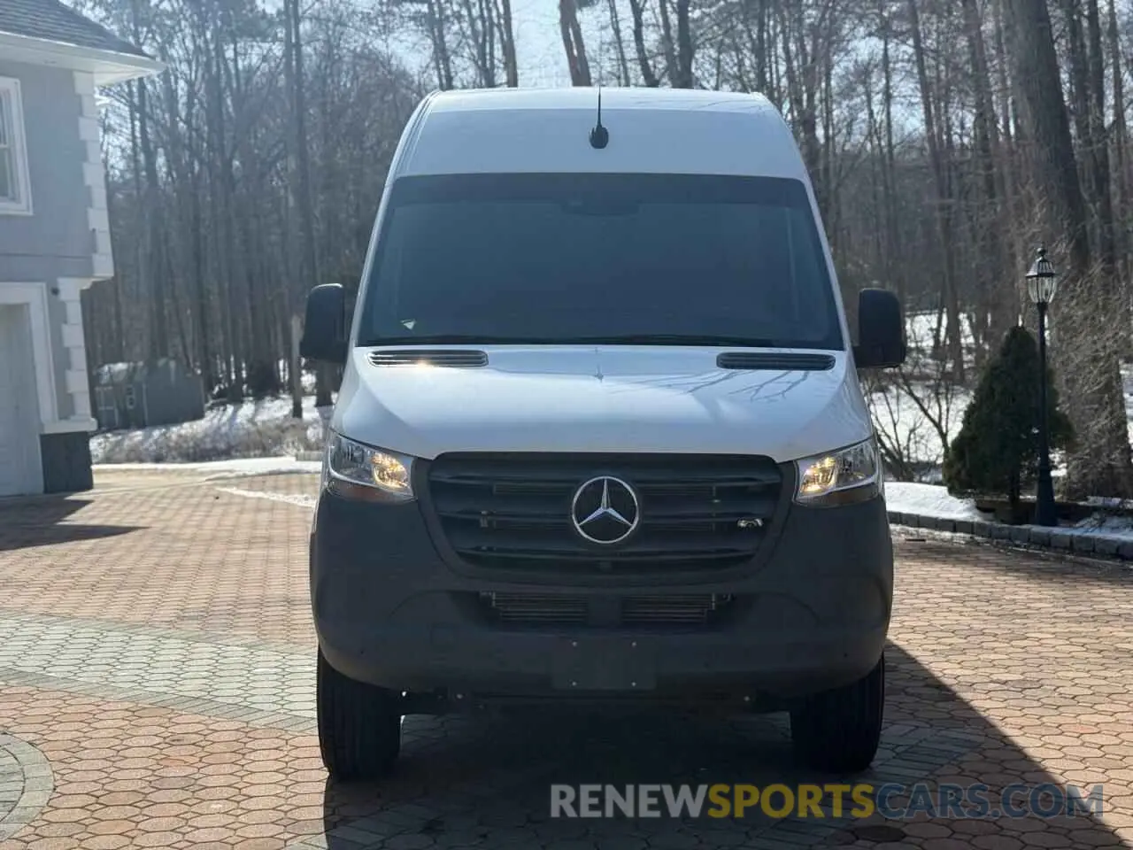 11 Photograph of a damaged car W1Y4ECVY0NT105206 MERCEDES-BENZ SPRINTER 2022