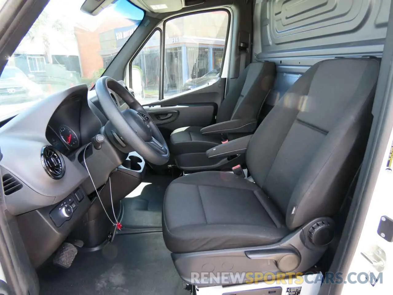 9 Photograph of a damaged car W1Y4NBHY5PT139828 MERCEDES-BENZ SPRINTER 2023