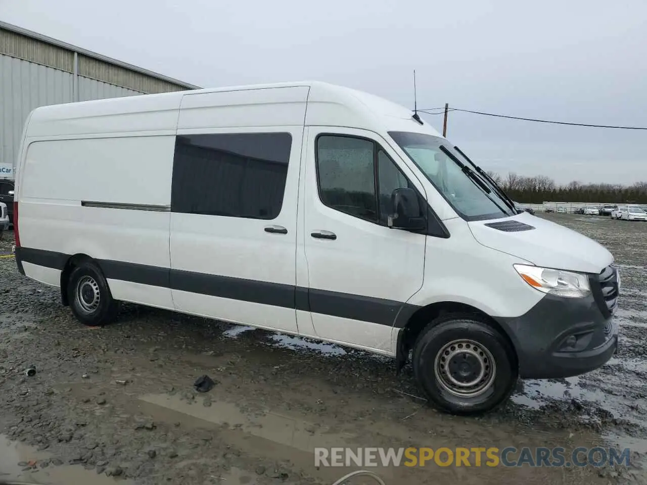 4 Photograph of a damaged car W1W4NCHY0RT170258 MERCEDES-BENZ SPRINTER 2024