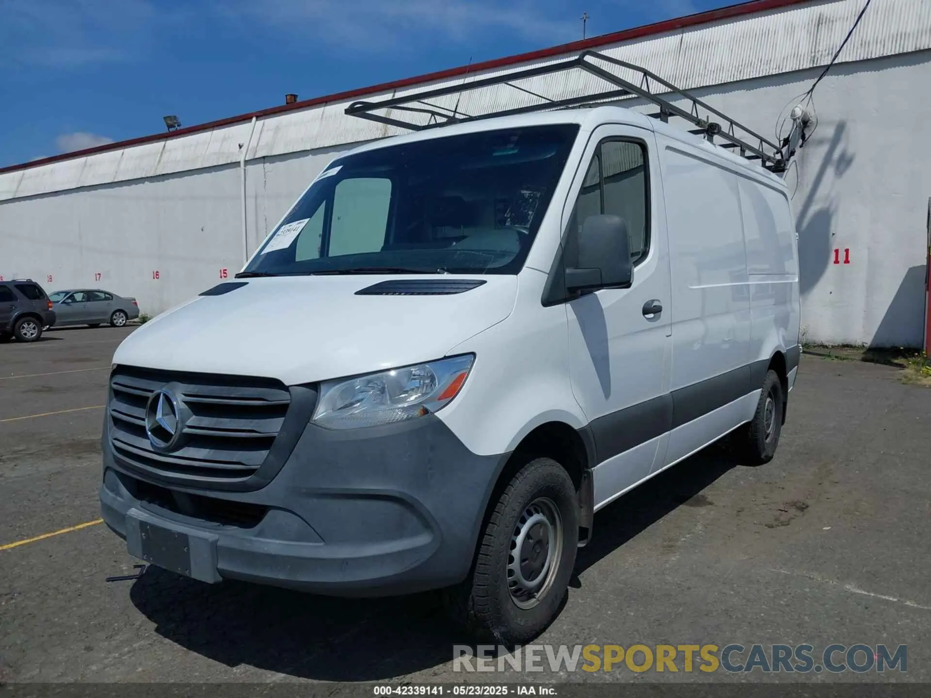 2 Фотография поврежденного автомобиля WD3PF0CD2KP035073 MERCEDES-BENZ SPRINTER 2500 2019
