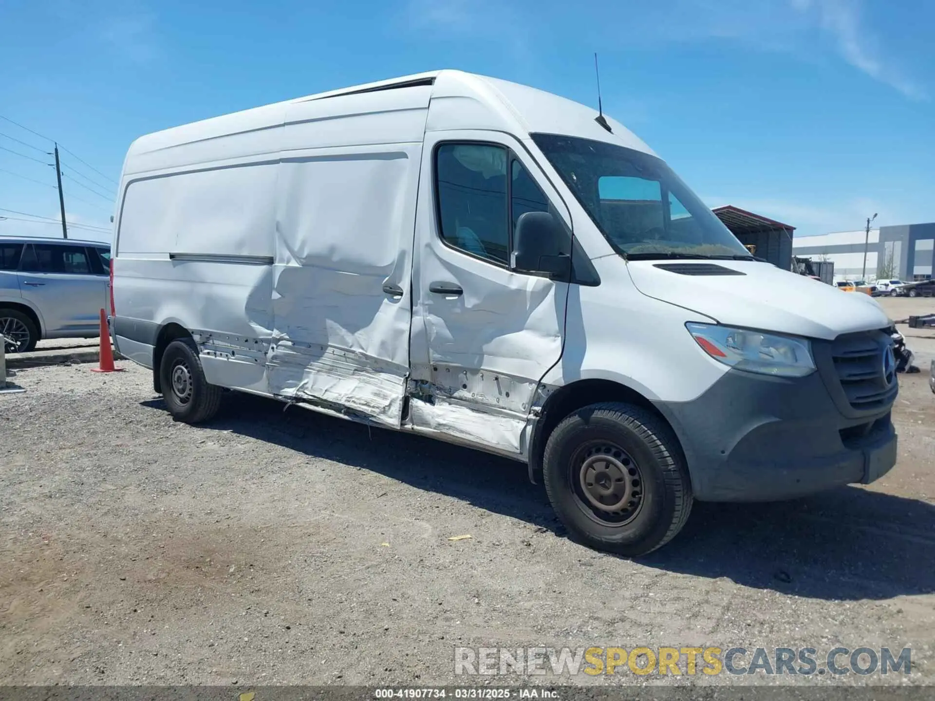 1 Photograph of a damaged car WD3PF1CD0KP170977 MERCEDES-BENZ SPRINTER 2500 2019