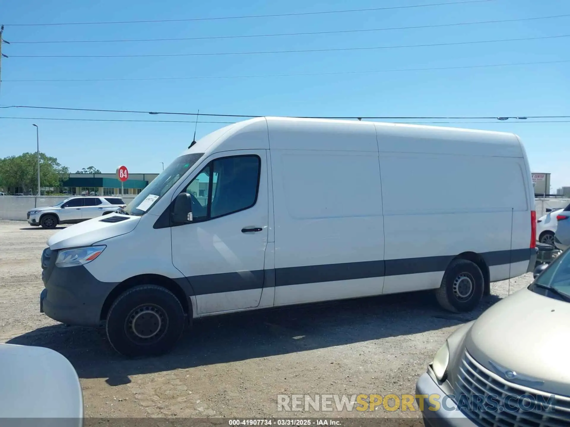 14 Photograph of a damaged car WD3PF1CD0KP170977 MERCEDES-BENZ SPRINTER 2500 2019