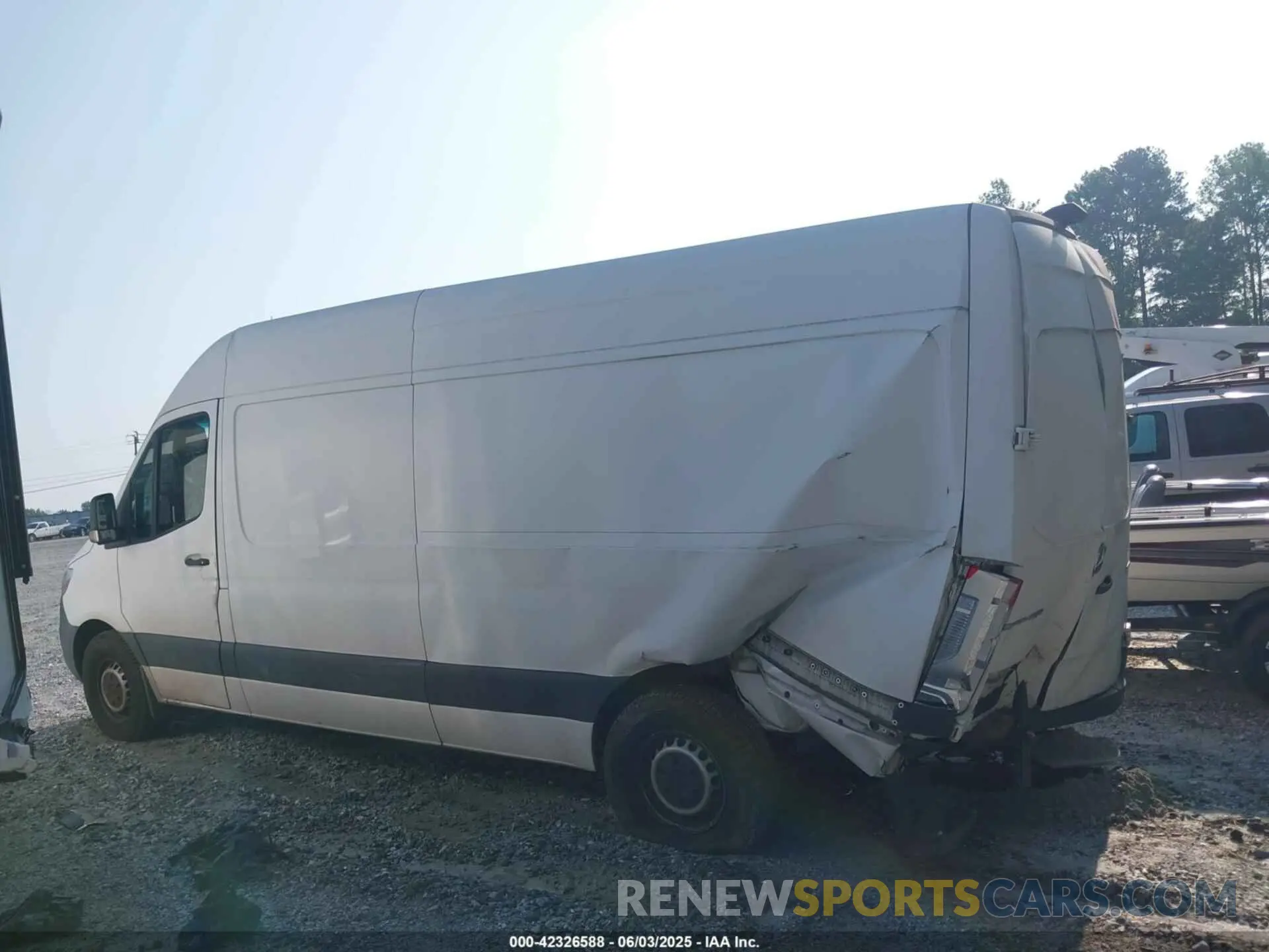 14 Photograph of a damaged car WD3PF1CD2KP056432 MERCEDES-BENZ SPRINTER 2500 2019