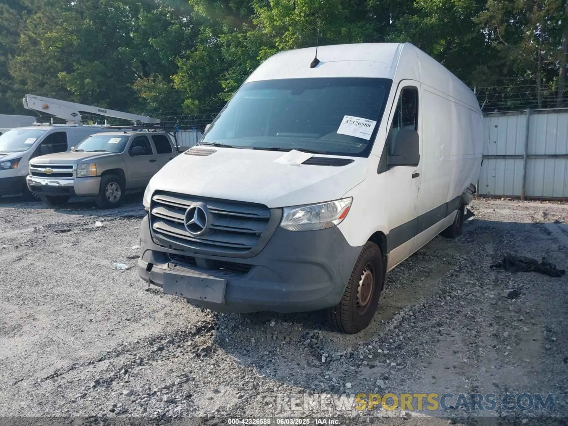 2 Photograph of a damaged car WD3PF1CD2KP056432 MERCEDES-BENZ SPRINTER 2500 2019