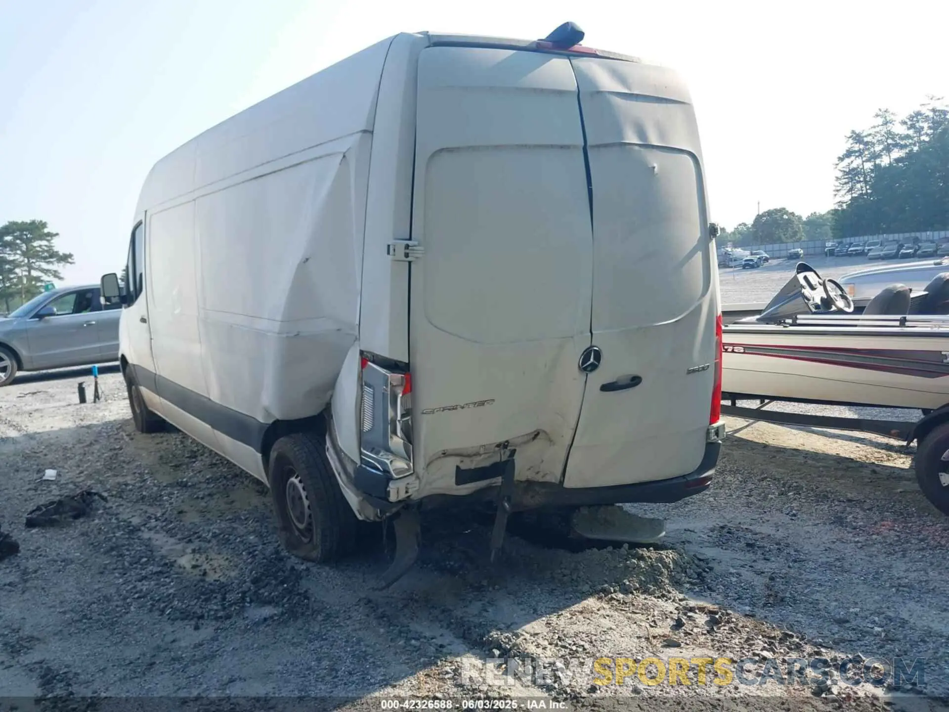 3 Photograph of a damaged car WD3PF1CD2KP056432 MERCEDES-BENZ SPRINTER 2500 2019