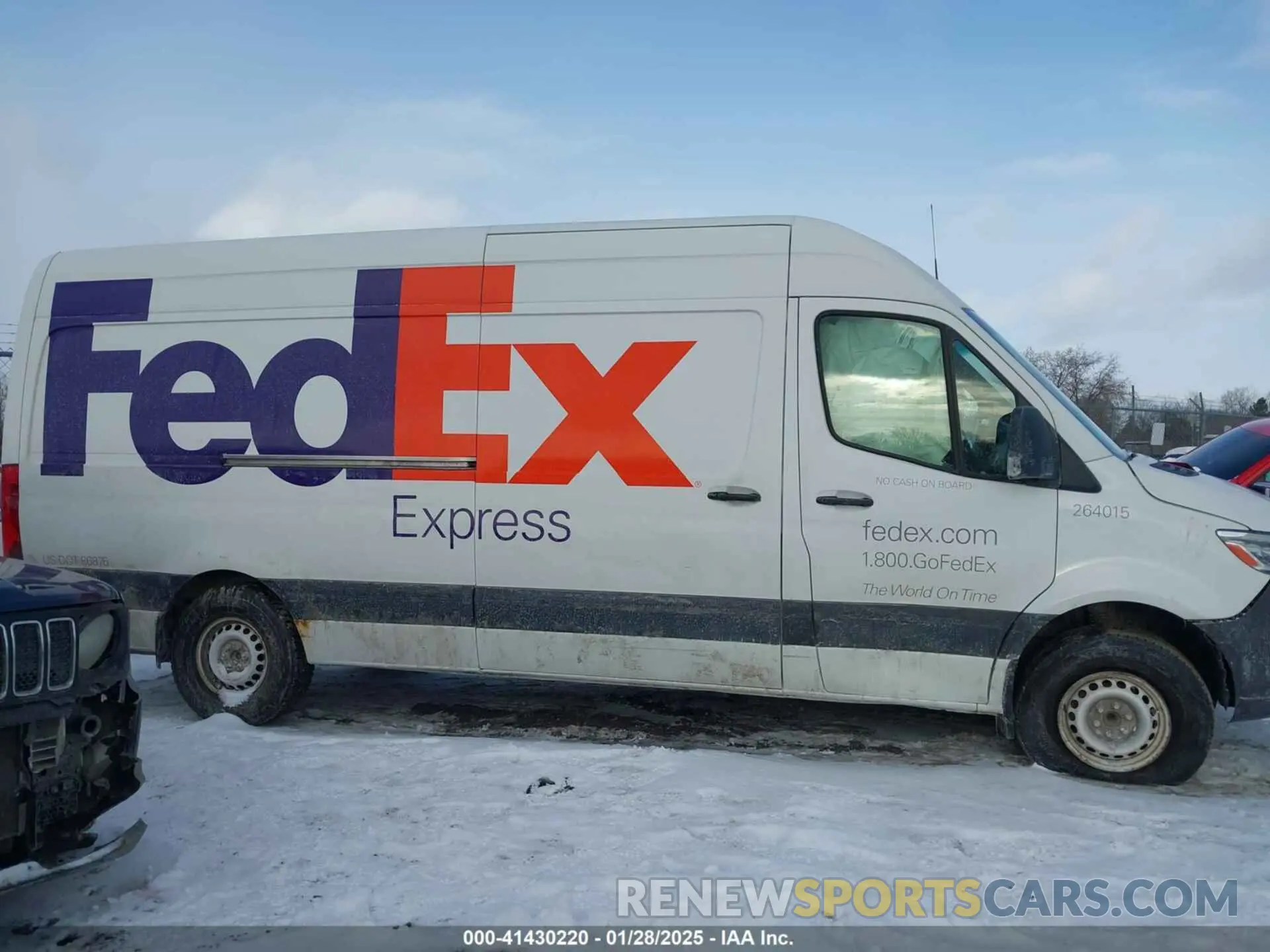14 Photograph of a damaged car WD3PF1CD3KP062854 MERCEDES-BENZ SPRINTER 2500 2019