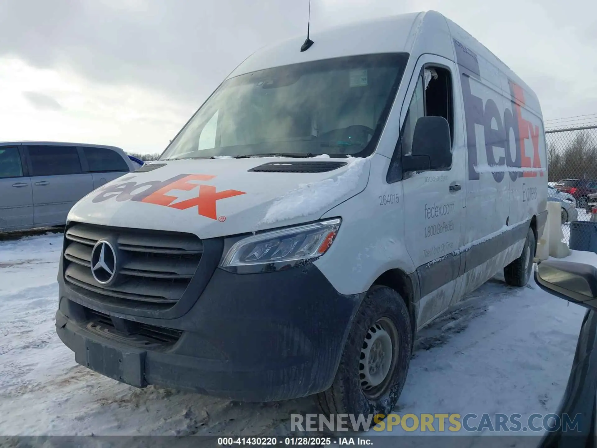 2 Photograph of a damaged car WD3PF1CD3KP062854 MERCEDES-BENZ SPRINTER 2500 2019