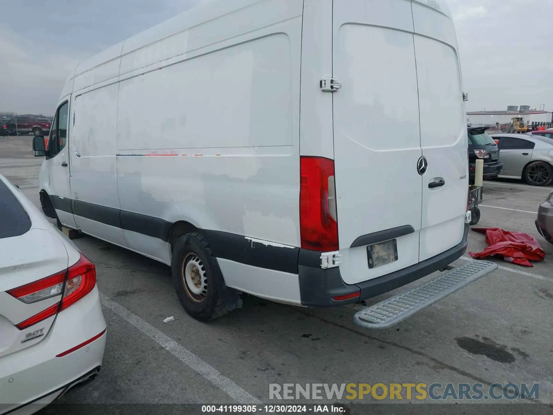 3 Фотография поврежденного автомобиля WD3PF1CD3KP069402 MERCEDES-BENZ SPRINTER 2500 2019