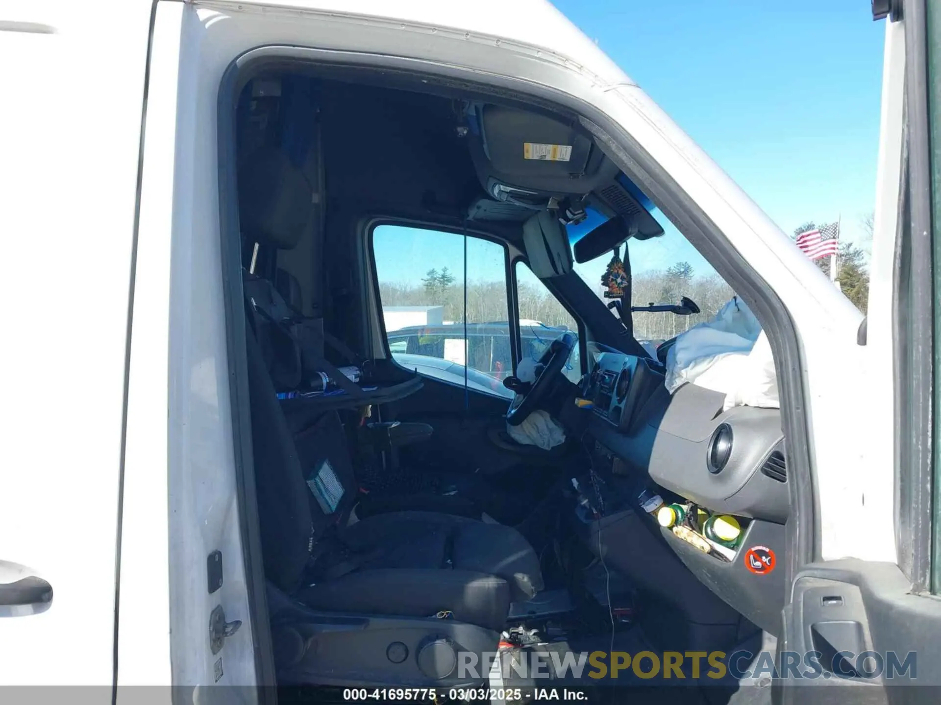 5 Фотография поврежденного автомобиля WD3PF1CD7KP029498 MERCEDES-BENZ SPRINTER 2500 2019