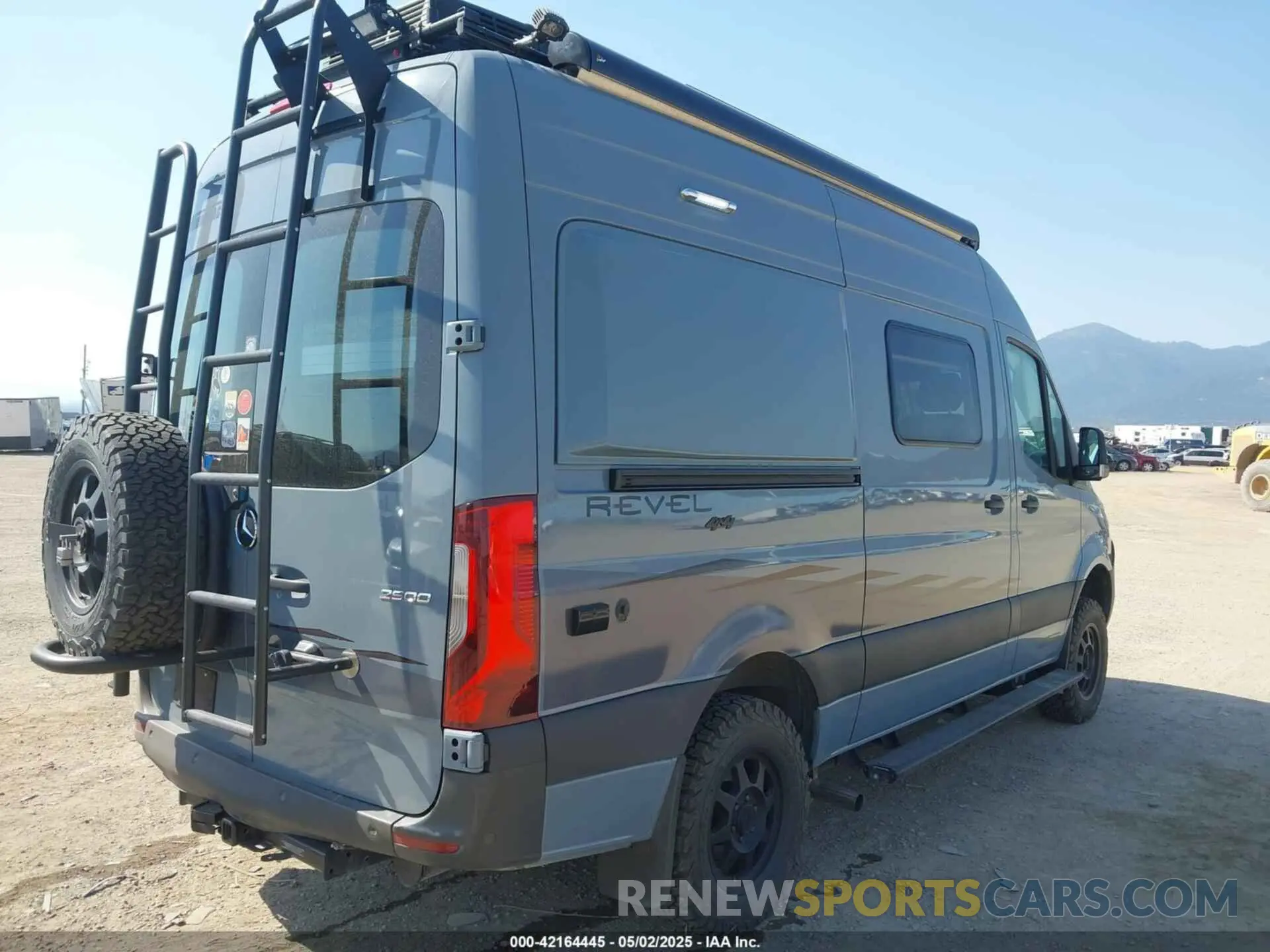 4 Фотография поврежденного автомобиля WD4FF0CD3KP141393 MERCEDES-BENZ SPRINTER 2500 2019