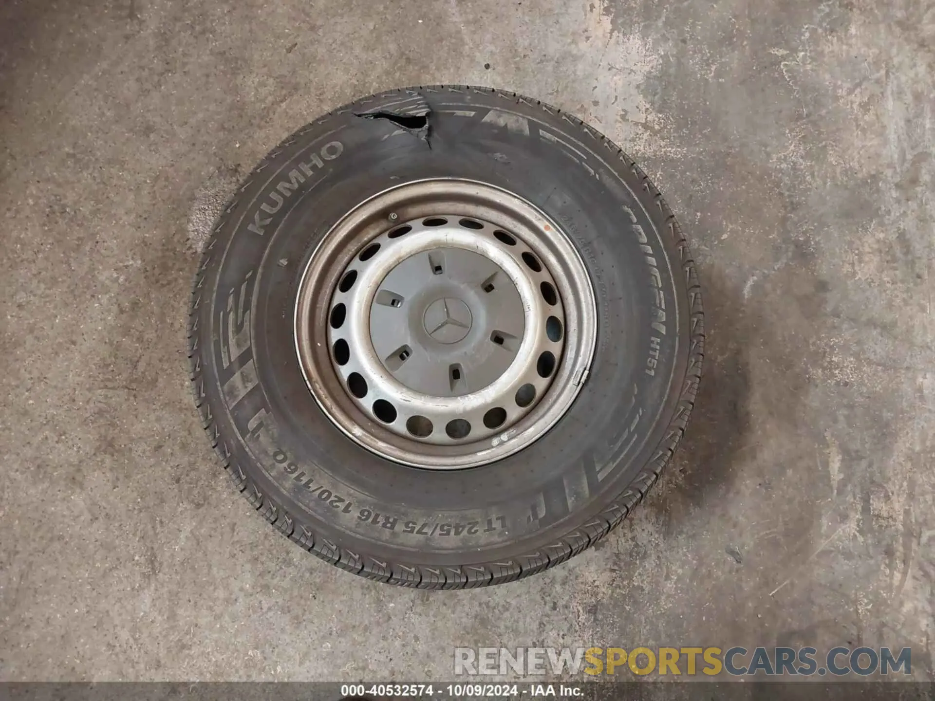 12 Photograph of a damaged car WD4PF0CD1KT013570 MERCEDES-BENZ SPRINTER 2500 2019