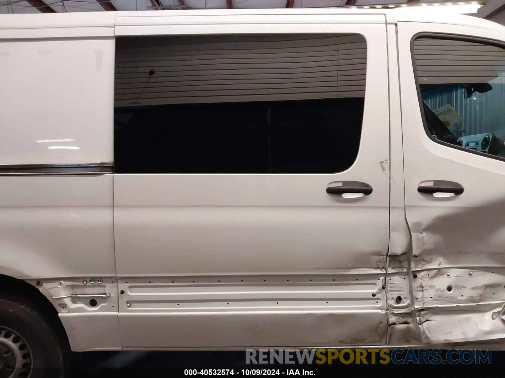 20 Photograph of a damaged car WD4PF0CD1KT013570 MERCEDES-BENZ SPRINTER 2500 2019