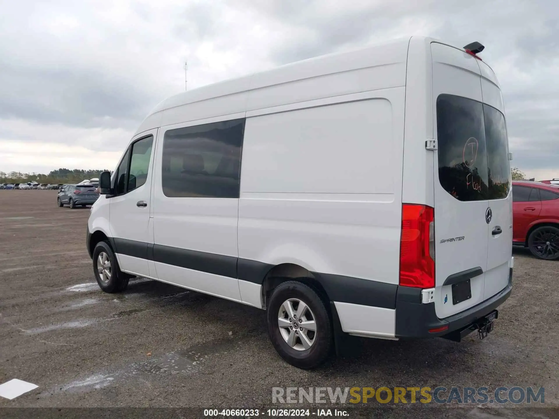 3 Фотография поврежденного автомобиля WD4PF0CD2KP042004 MERCEDES-BENZ SPRINTER 2500 2019