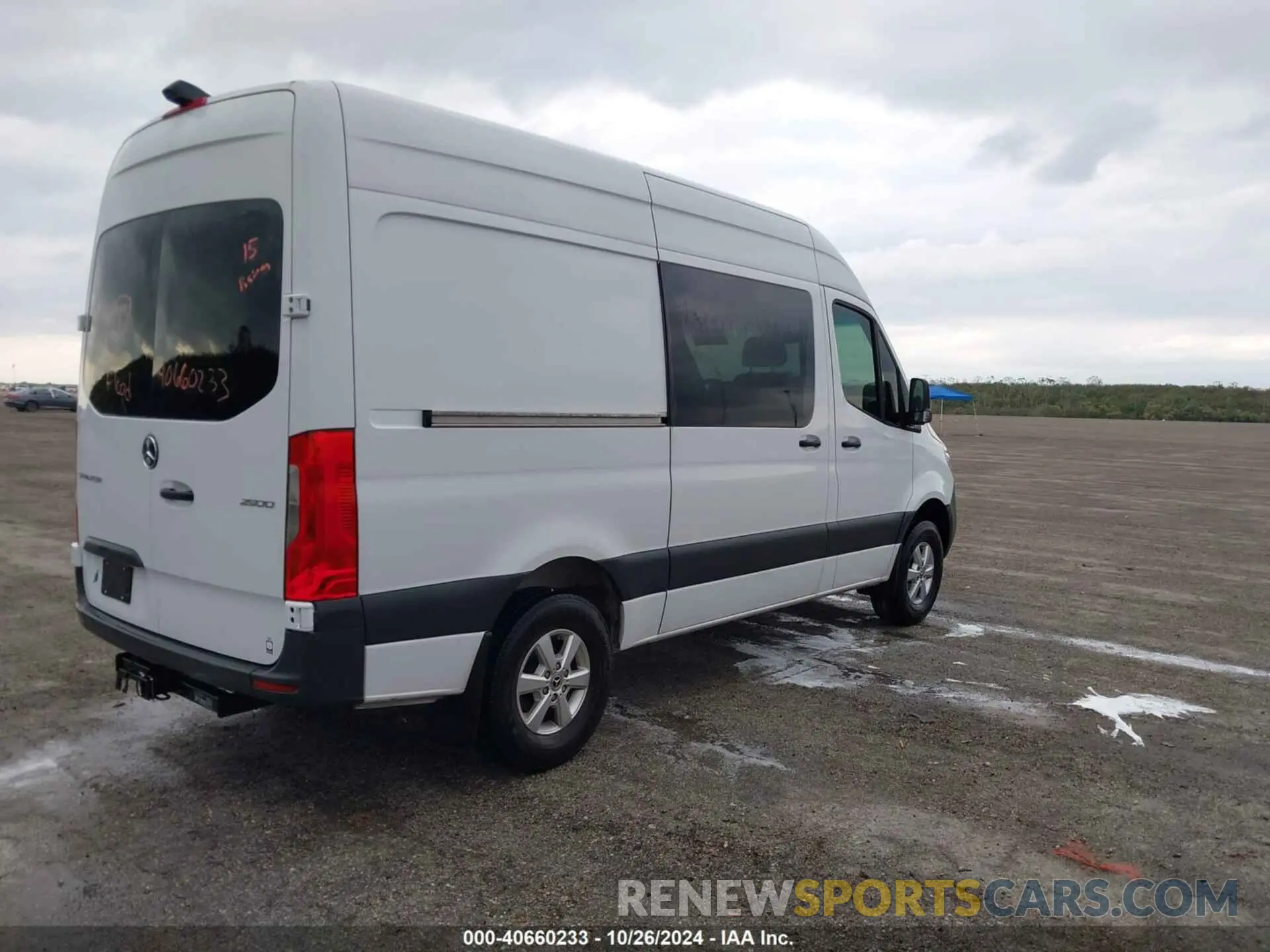 4 Фотография поврежденного автомобиля WD4PF0CD2KP042004 MERCEDES-BENZ SPRINTER 2500 2019