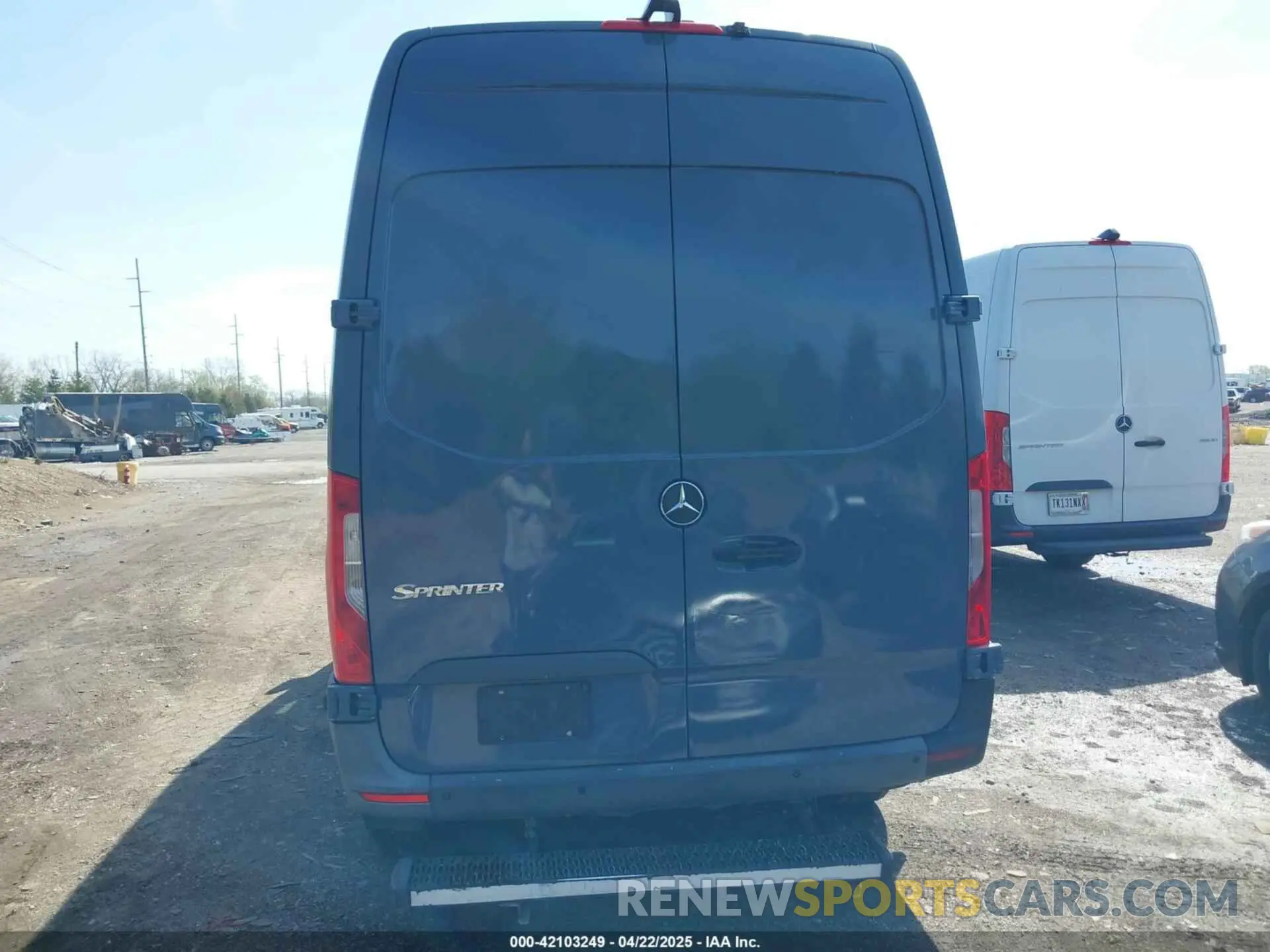 15 Фотография поврежденного автомобиля WD4PF0CD6KP044032 MERCEDES-BENZ SPRINTER 2500 2019