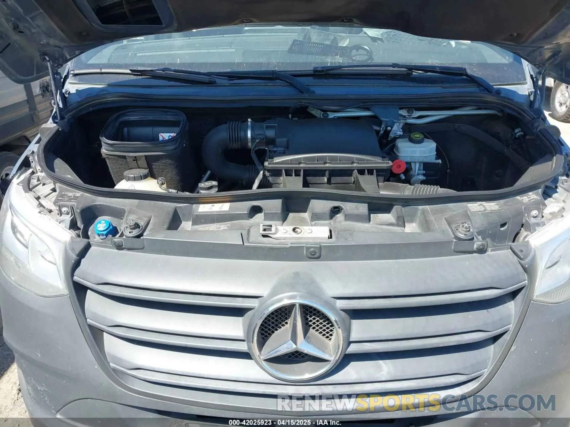 10 Фотография поврежденного автомобиля WD4PF0CD8KP042279 MERCEDES-BENZ SPRINTER 2500 2019