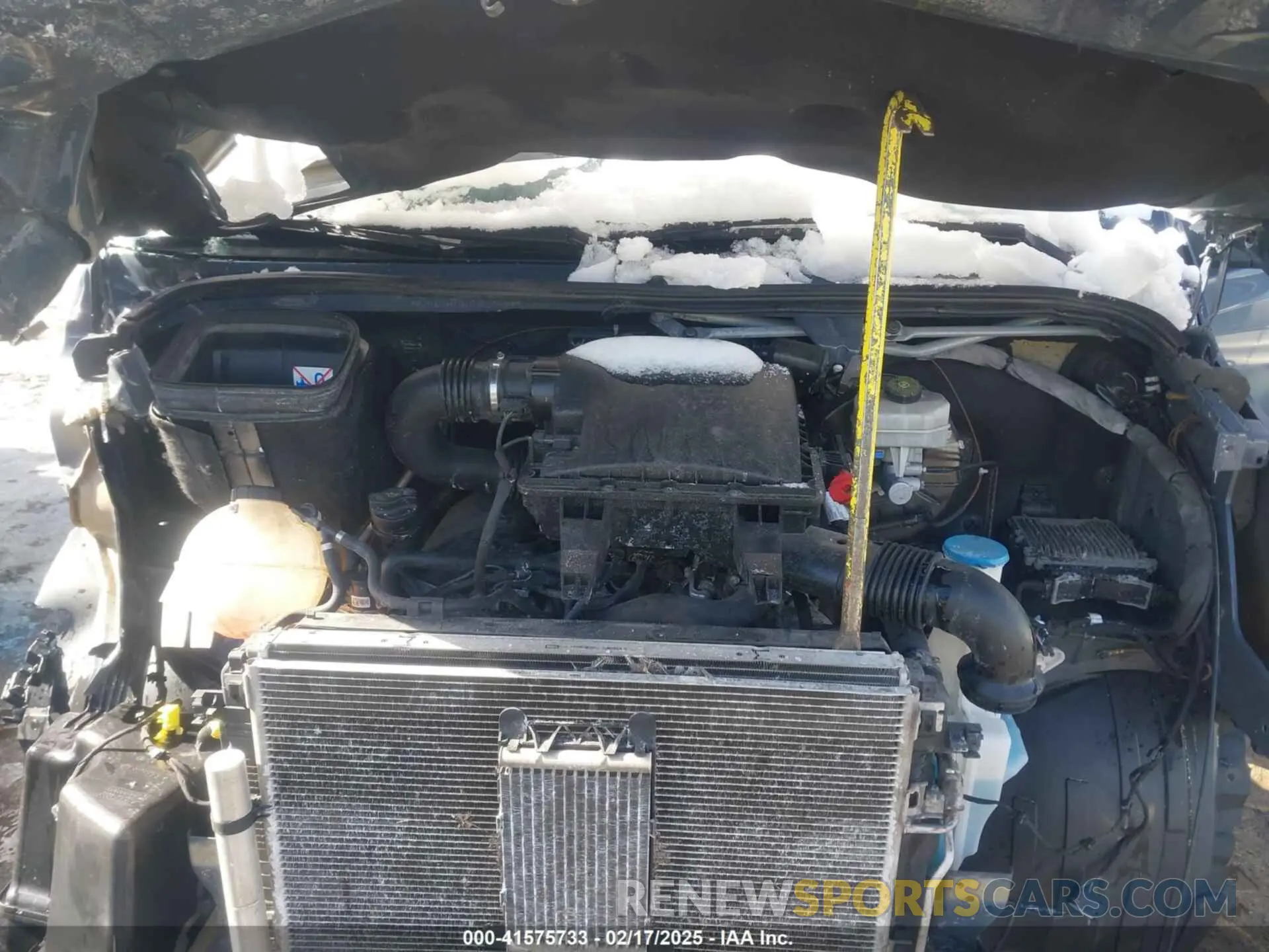 10 Photograph of a damaged car WD4PF0CD8KP046669 MERCEDES-BENZ SPRINTER 2500 2019