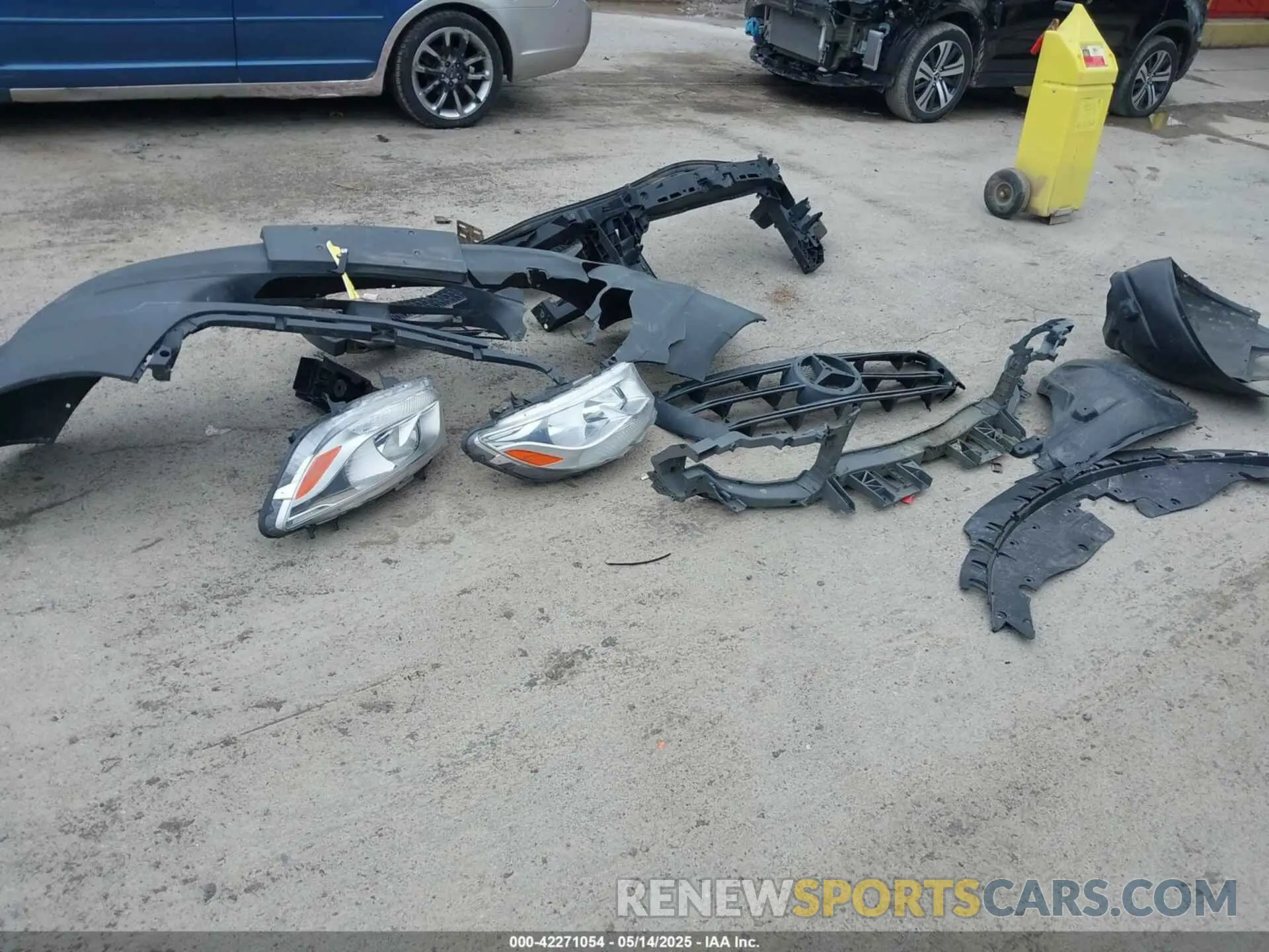 12 Photograph of a damaged car WD4PF1CD1KP149776 MERCEDES-BENZ SPRINTER 2500 2019