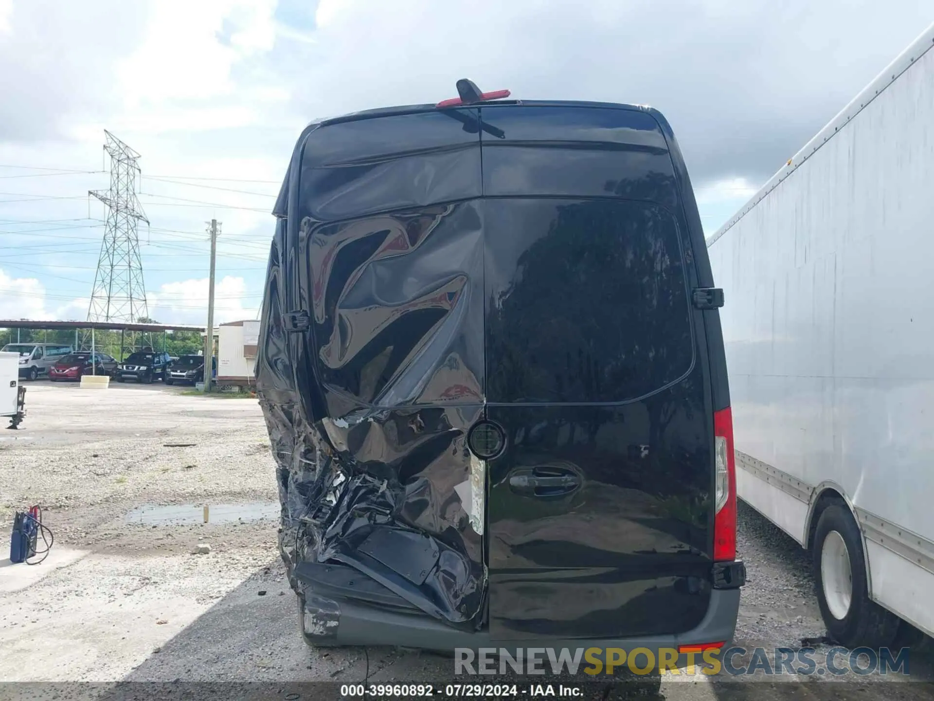 16 Photograph of a damaged car WD4PF1CD2KP111814 MERCEDES-BENZ SPRINTER 2500 2019