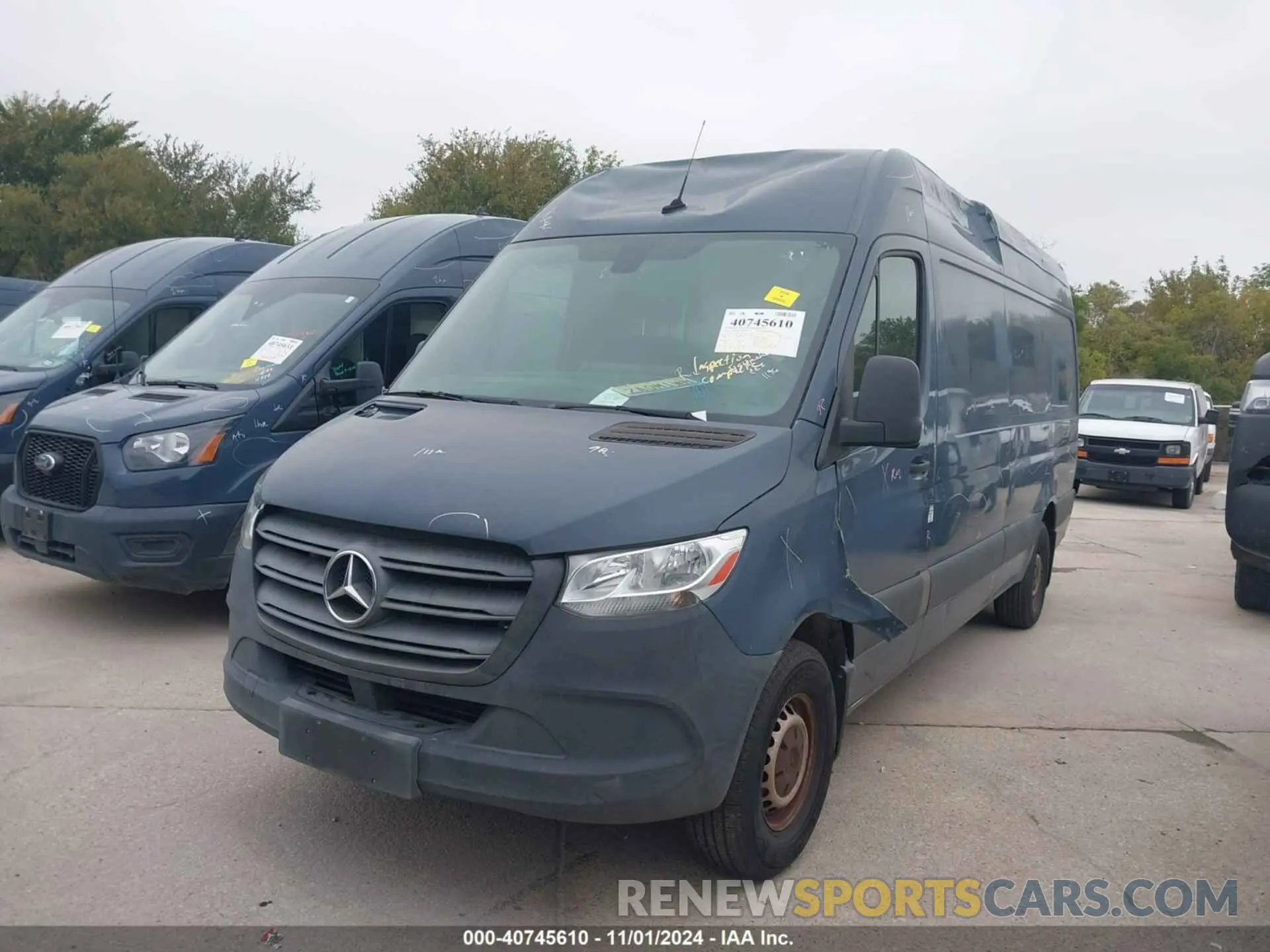 2 Photograph of a damaged car WD4PF1CD3KP131196 MERCEDES-BENZ SPRINTER 2500 2019