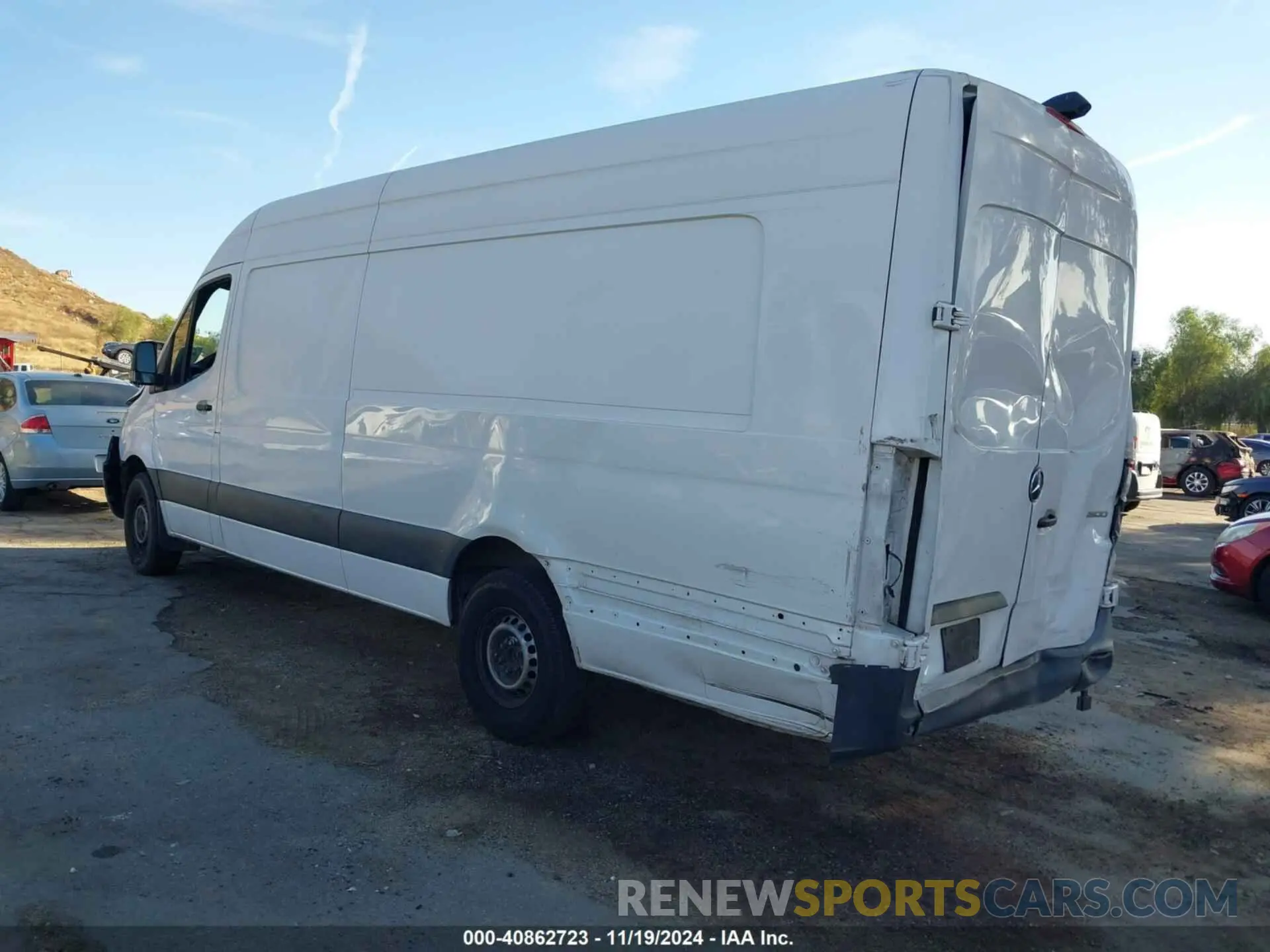 3 Фотография поврежденного автомобиля WD4PF1CD7KT008931 MERCEDES-BENZ SPRINTER 2500 2019