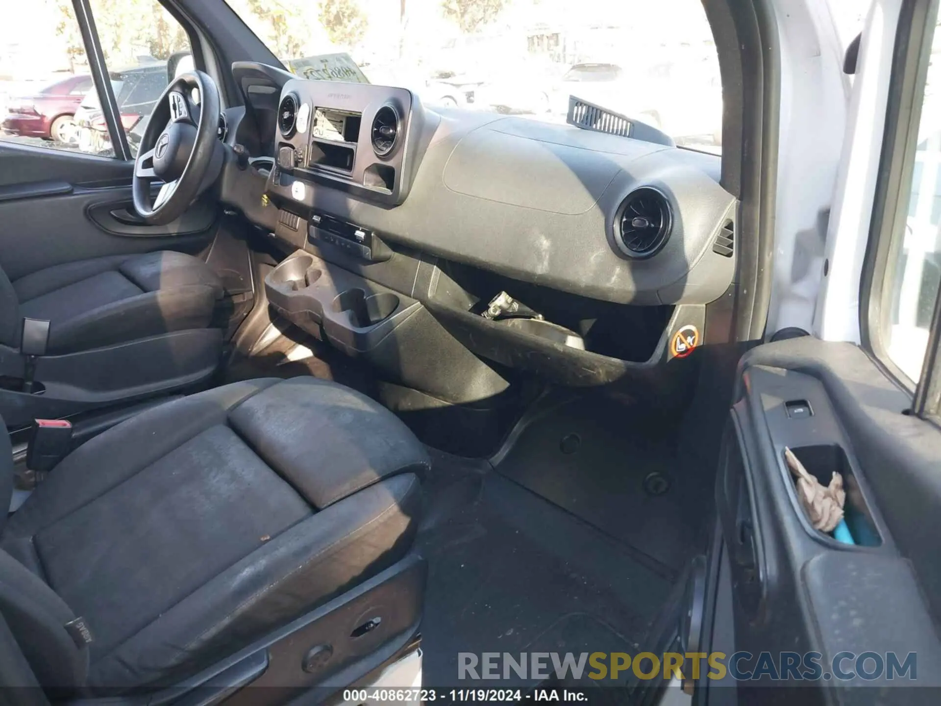 5 Фотография поврежденного автомобиля WD4PF1CD7KT008931 MERCEDES-BENZ SPRINTER 2500 2019