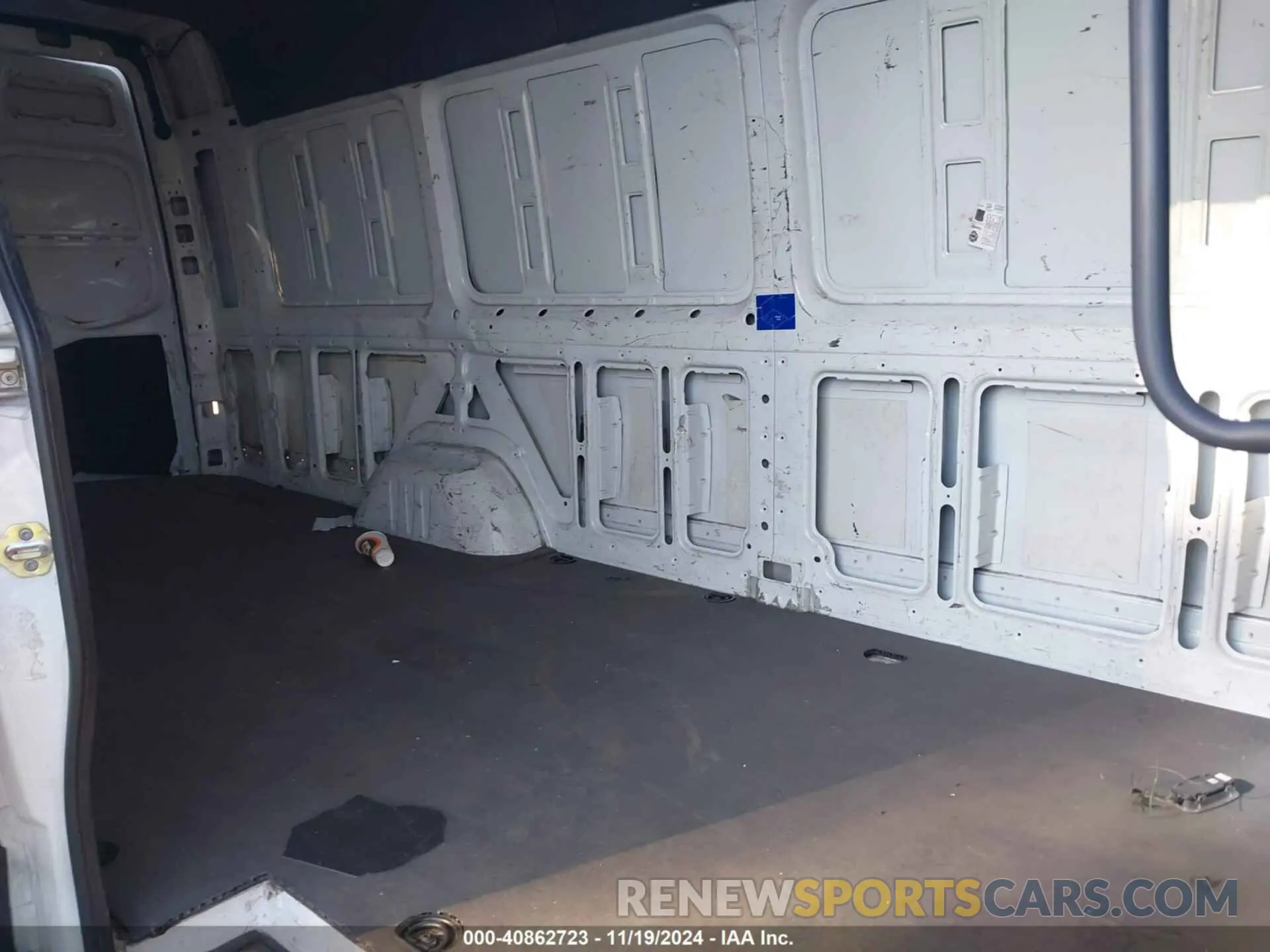 8 Фотография поврежденного автомобиля WD4PF1CD7KT008931 MERCEDES-BENZ SPRINTER 2500 2019