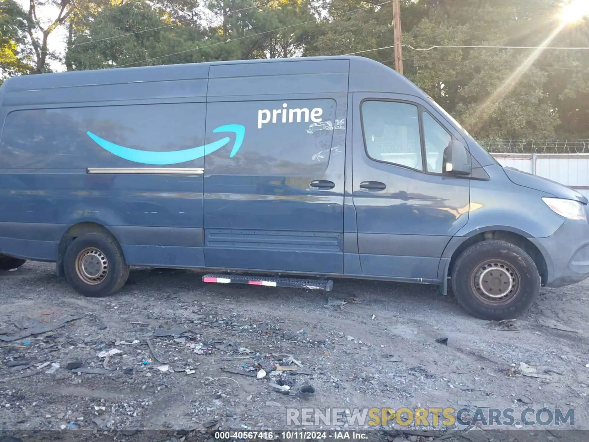 13 Photograph of a damaged car WD4PF1CD8KP136331 MERCEDES-BENZ SPRINTER 2500 2019