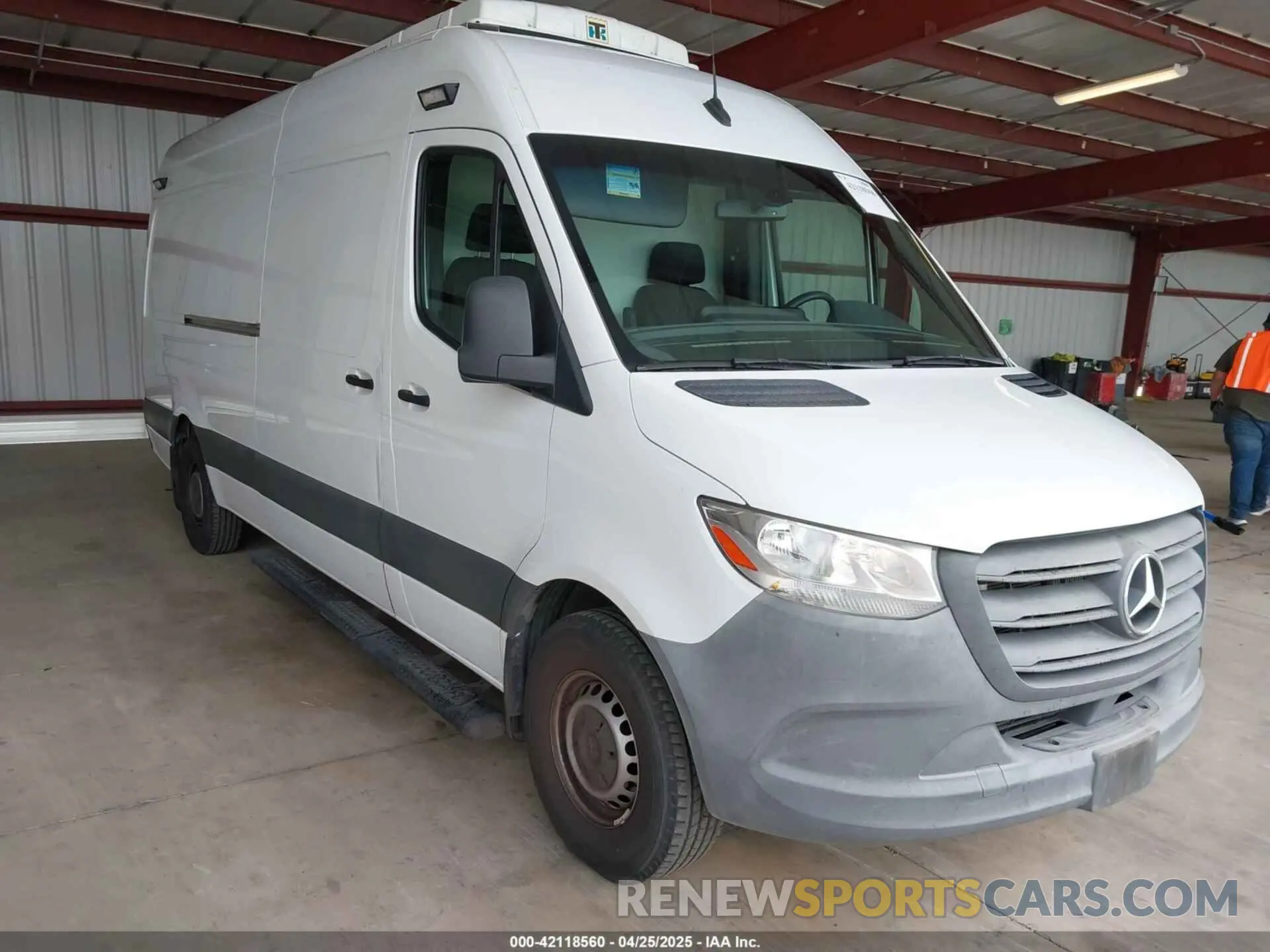 1 Photograph of a damaged car W1W4ECHY3LT021706 MERCEDES-BENZ SPRINTER 2500 2020
