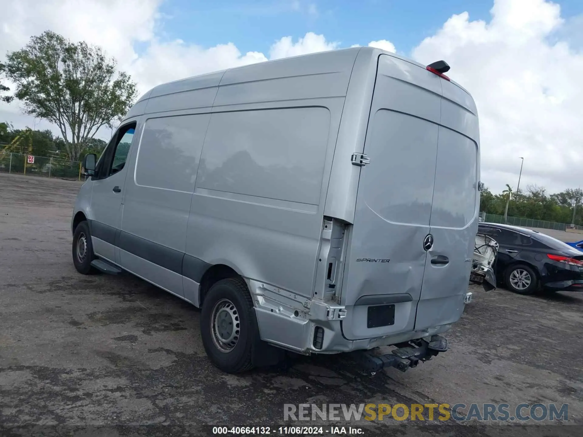 3 Фотография поврежденного автомобиля W1Y40BHY4LT025490 MERCEDES-BENZ SPRINTER 2500 2020