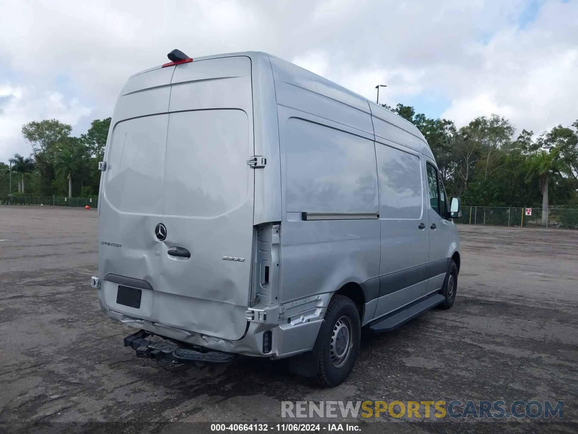 4 Фотография поврежденного автомобиля W1Y40BHY4LT025490 MERCEDES-BENZ SPRINTER 2500 2020
