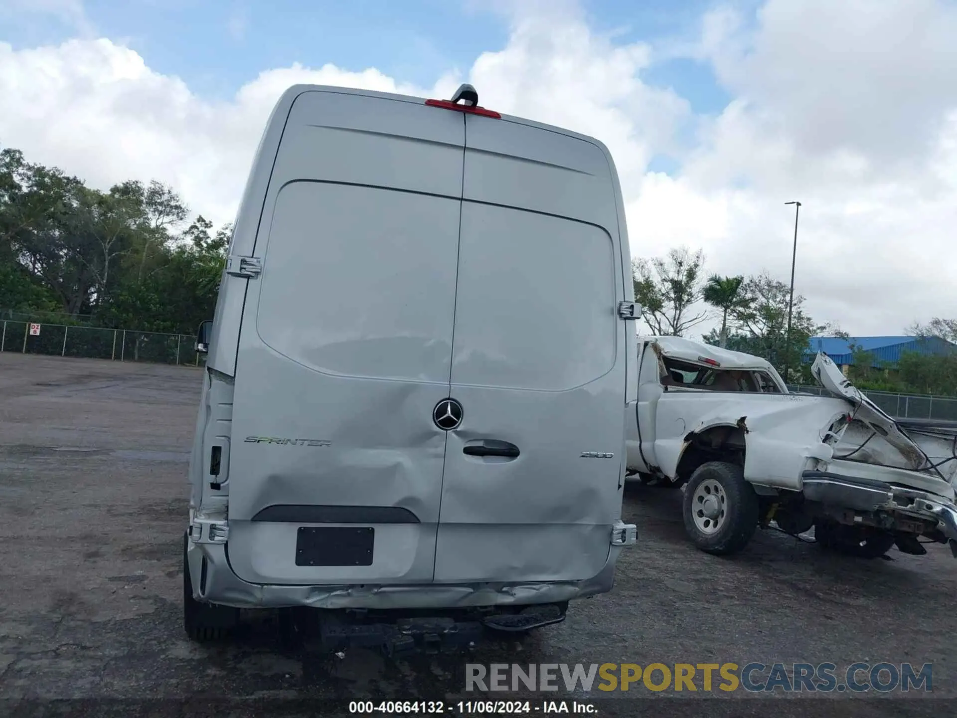 6 Фотография поврежденного автомобиля W1Y40BHY4LT025490 MERCEDES-BENZ SPRINTER 2500 2020