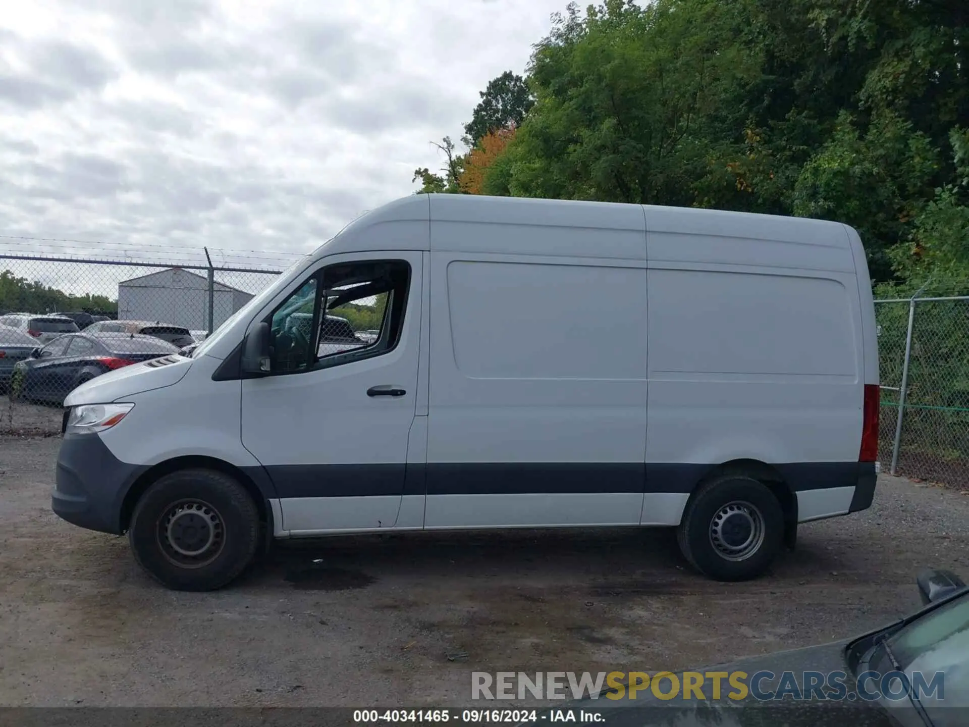 15 Photograph of a damaged car W1W40BHY6MT046951 MERCEDES-BENZ SPRINTER 2500 2021