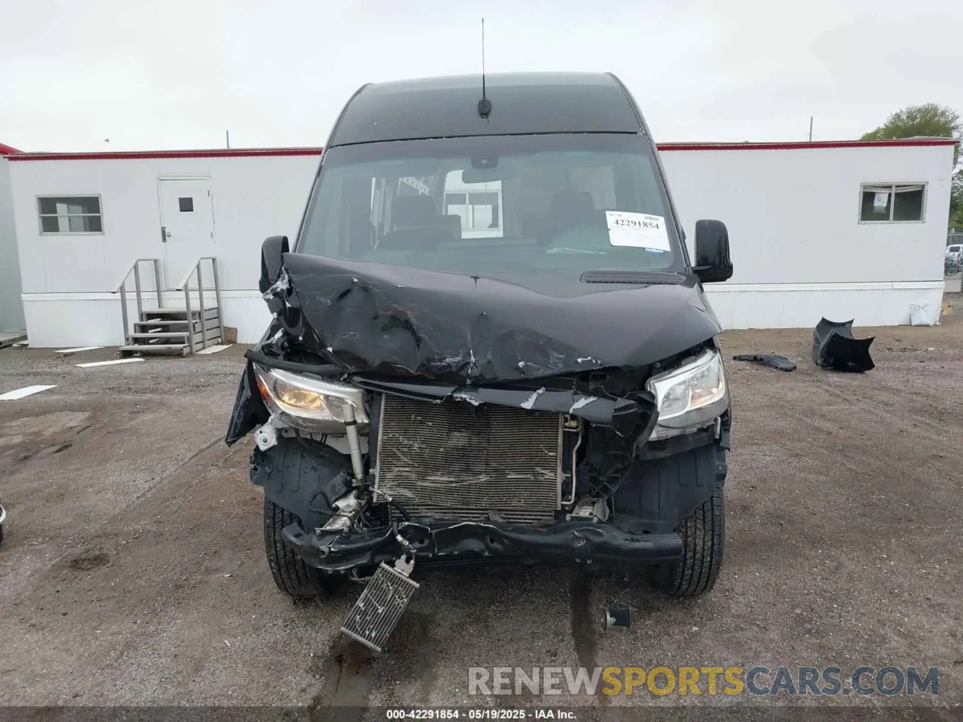 13 Photograph of a damaged car W1W40CHY0MT052315 MERCEDES-BENZ SPRINTER 2500 2021