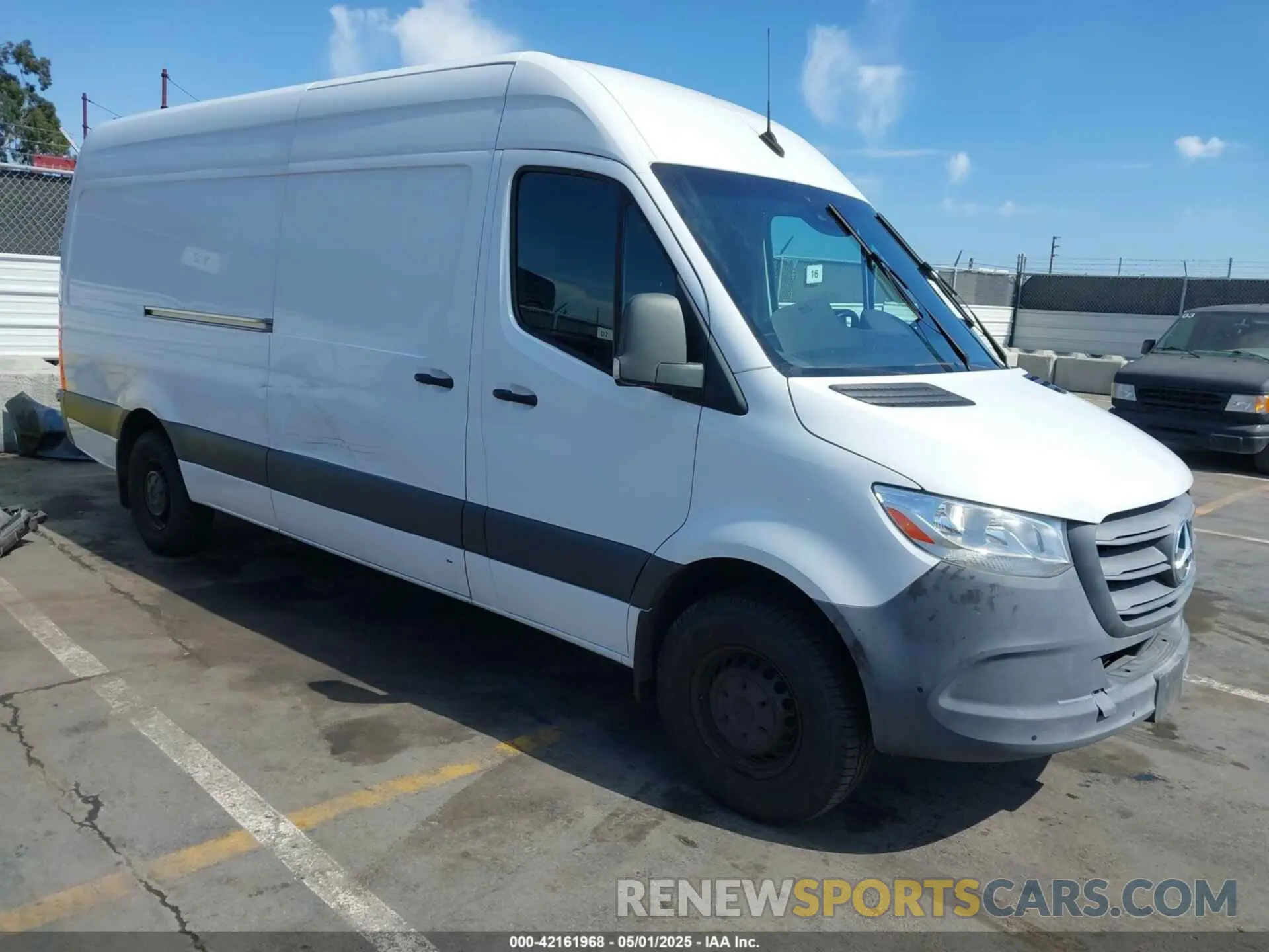 1 Фотография поврежденного автомобиля W1Y4DCHY2MT045927 MERCEDES-BENZ SPRINTER 2500 2021