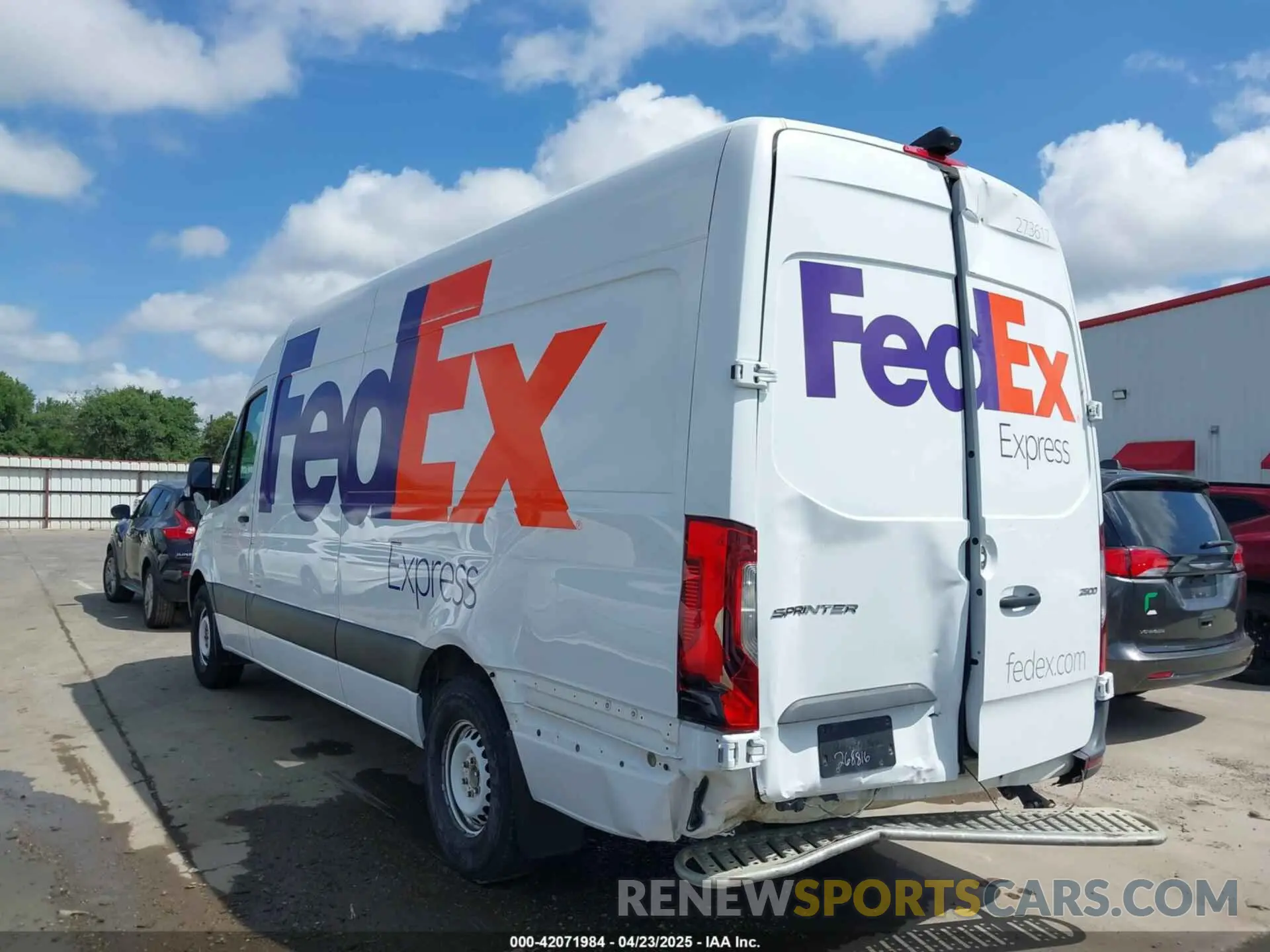 3 Фотография поврежденного автомобиля W1Y4DCHY7MT049228 MERCEDES-BENZ SPRINTER 2500 2021