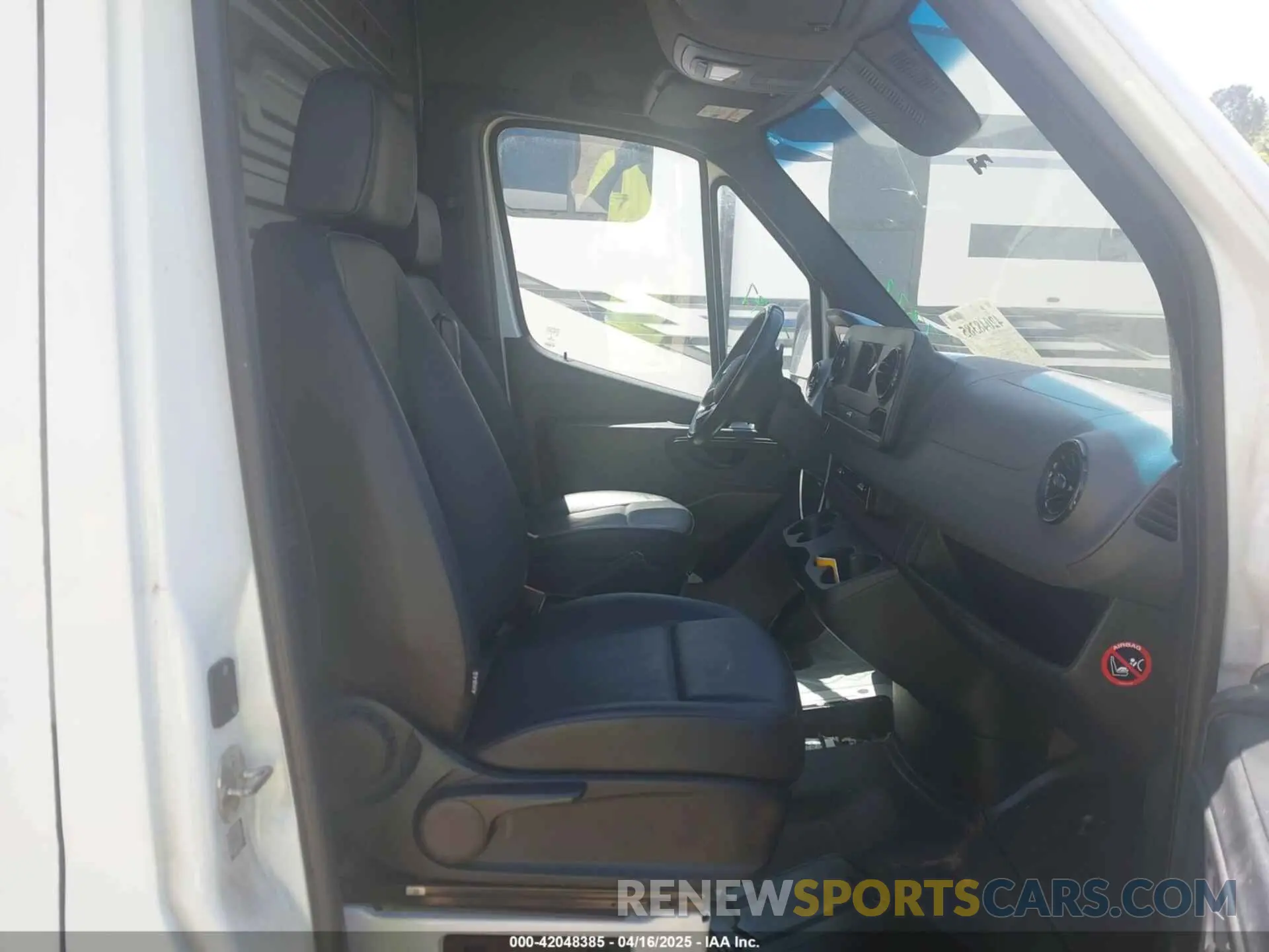 5 Photograph of a damaged car W1Y4ECHY9MT065430 MERCEDES-BENZ SPRINTER 2500 2021