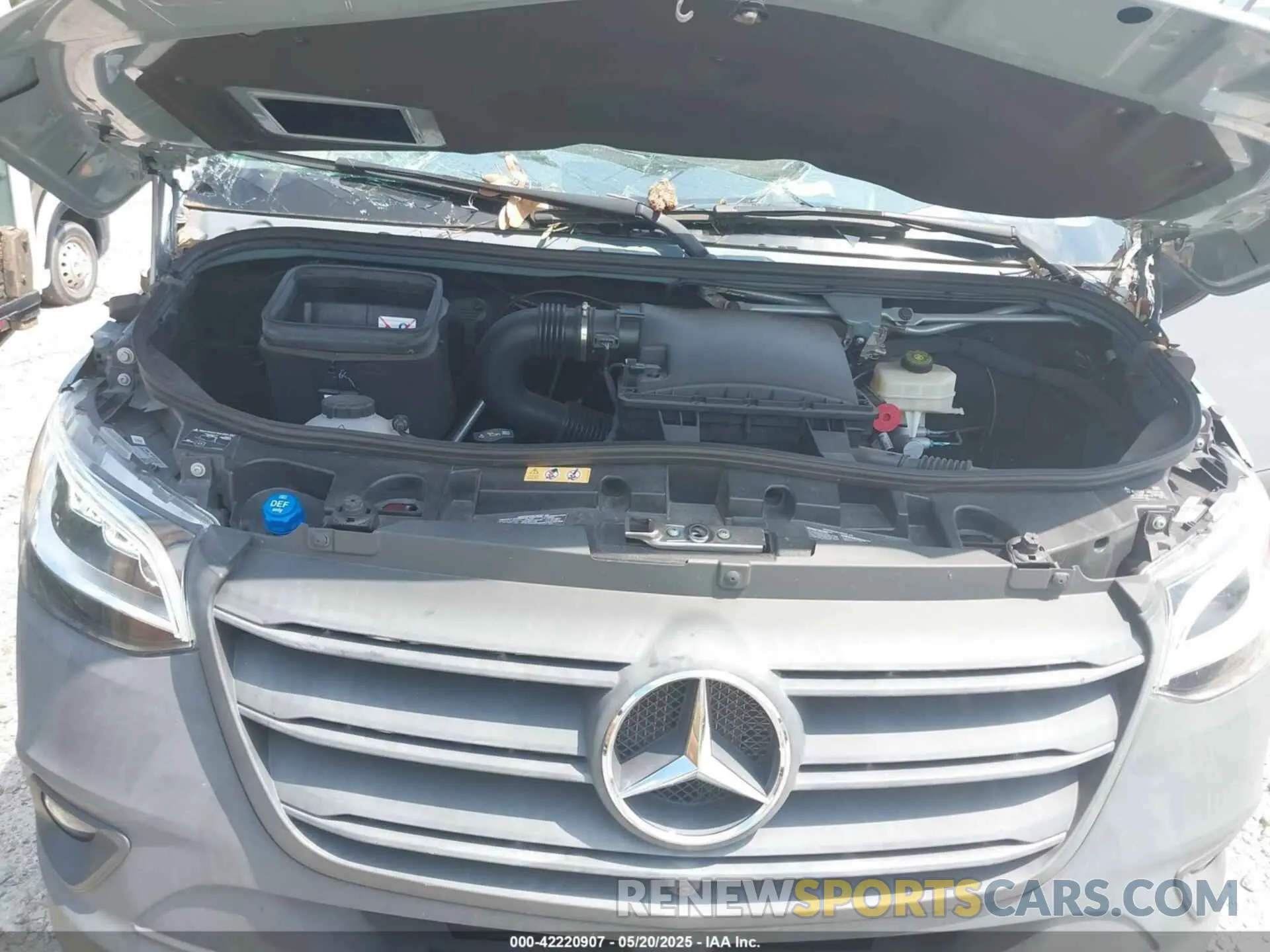 14 Photograph of a damaged car W1W4EBVY8NT089713 MERCEDES-BENZ SPRINTER 2500 2022