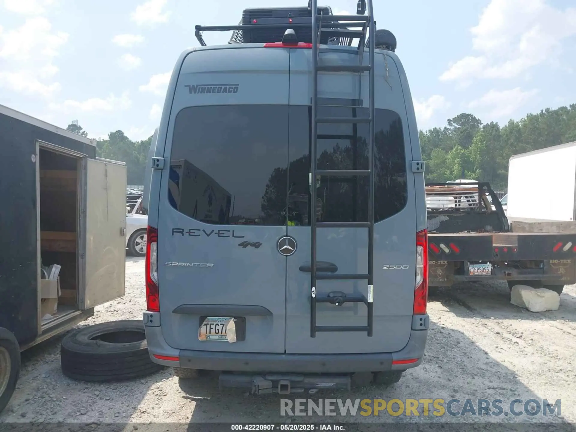 16 Photograph of a damaged car W1W4EBVY8NT089713 MERCEDES-BENZ SPRINTER 2500 2022