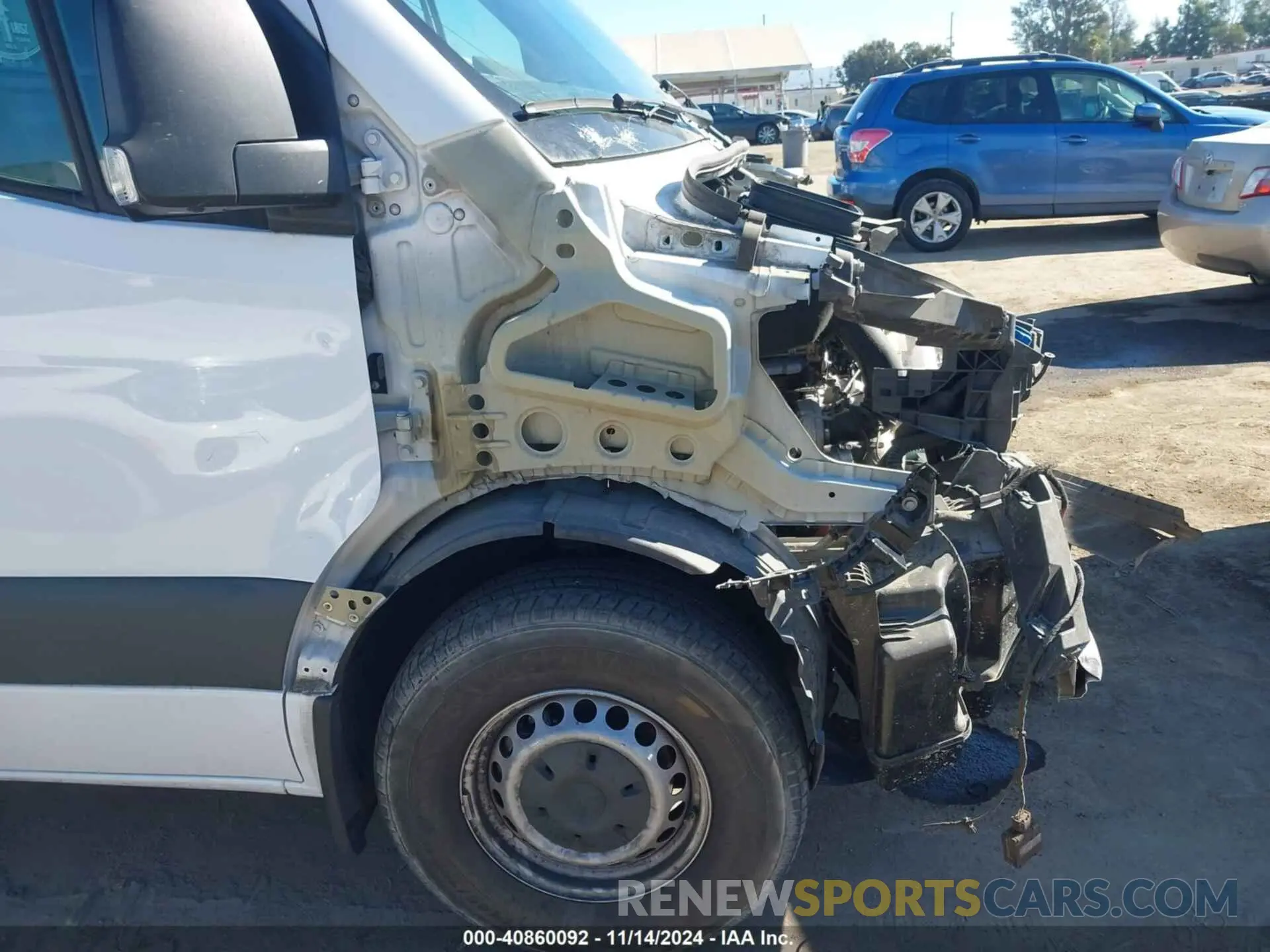 18 Photograph of a damaged car W1Y4DBHY4NT098690 MERCEDES-BENZ SPRINTER 2500 2022