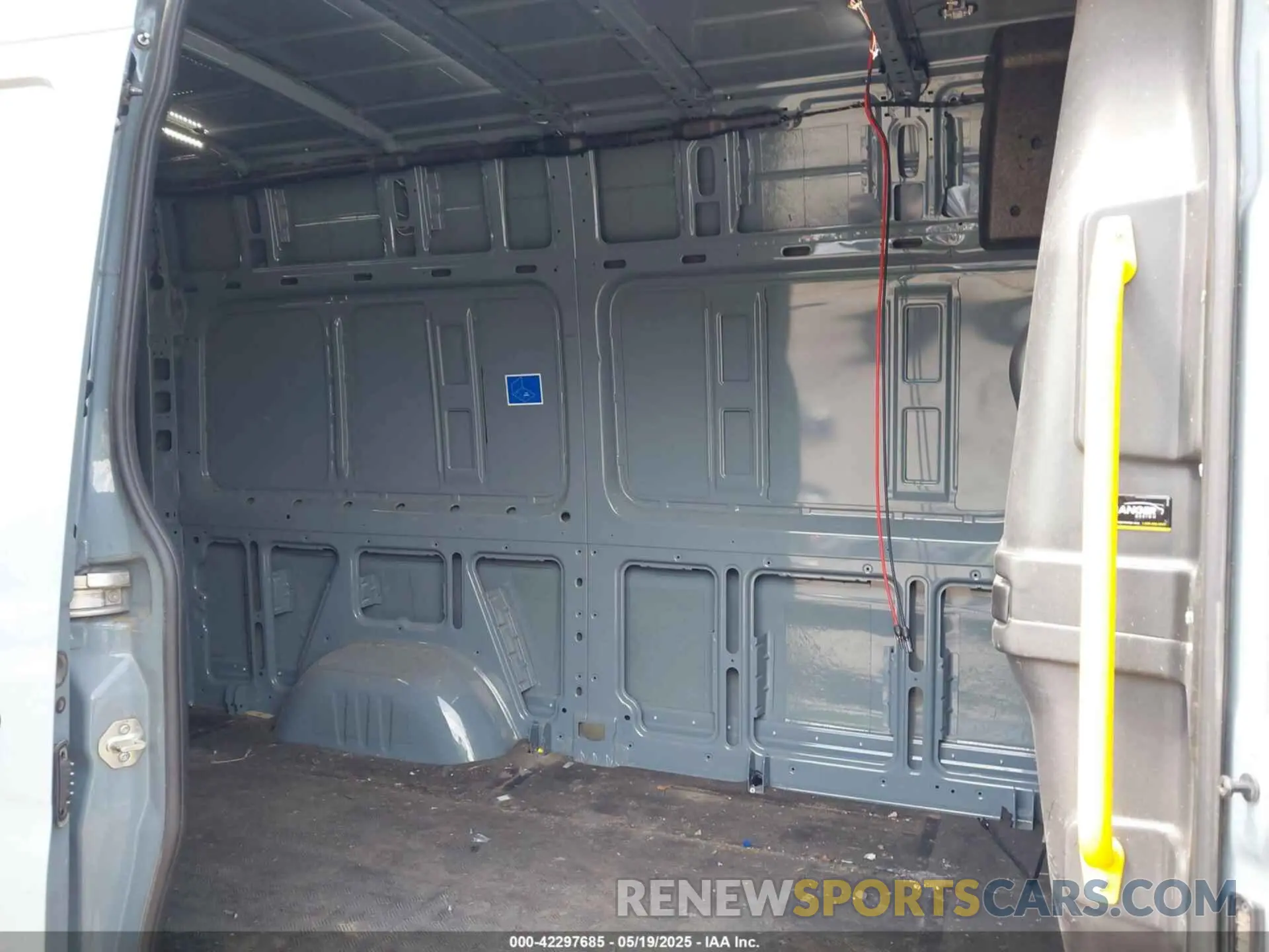 8 Photograph of a damaged car W1Y4EBVYXNT102355 MERCEDES-BENZ SPRINTER 2500 2022