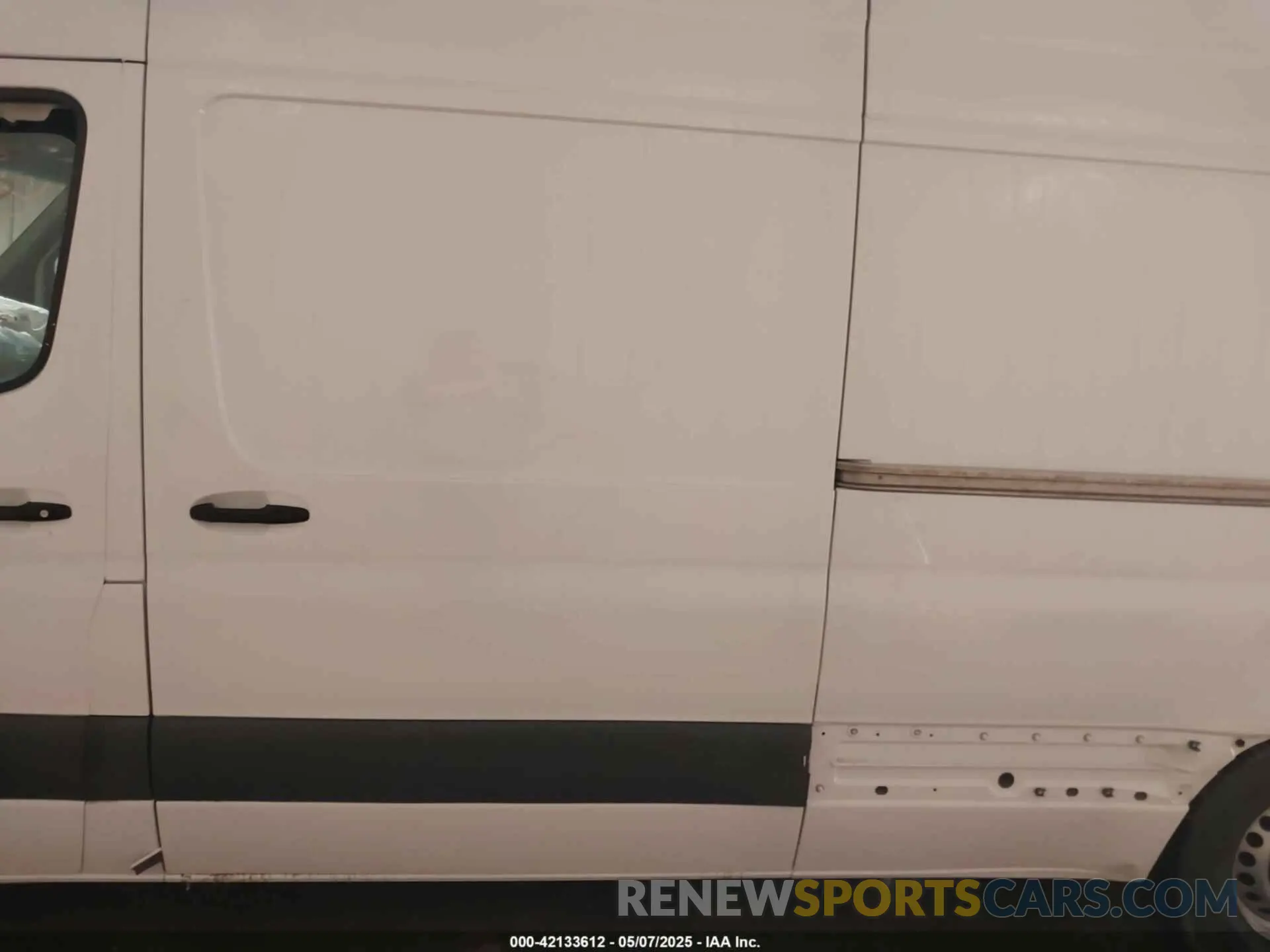 15 Photograph of a damaged car W1Y4EDHY3NT112667 MERCEDES-BENZ SPRINTER 2500 2022